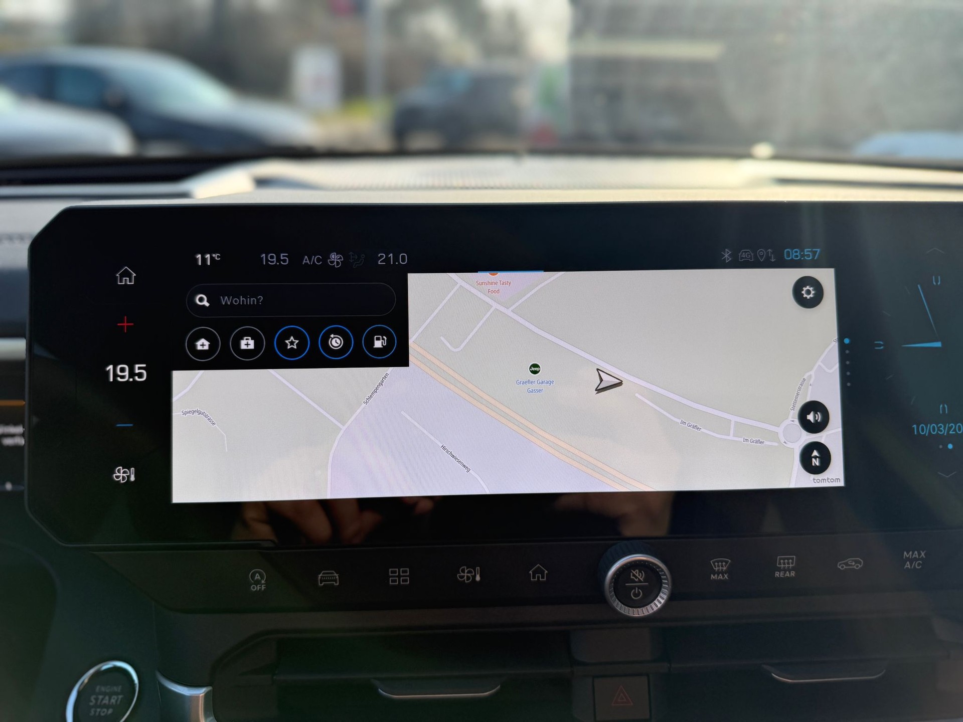 JEEP Compass 1.2 T e-Hybrid First Edition-image-12