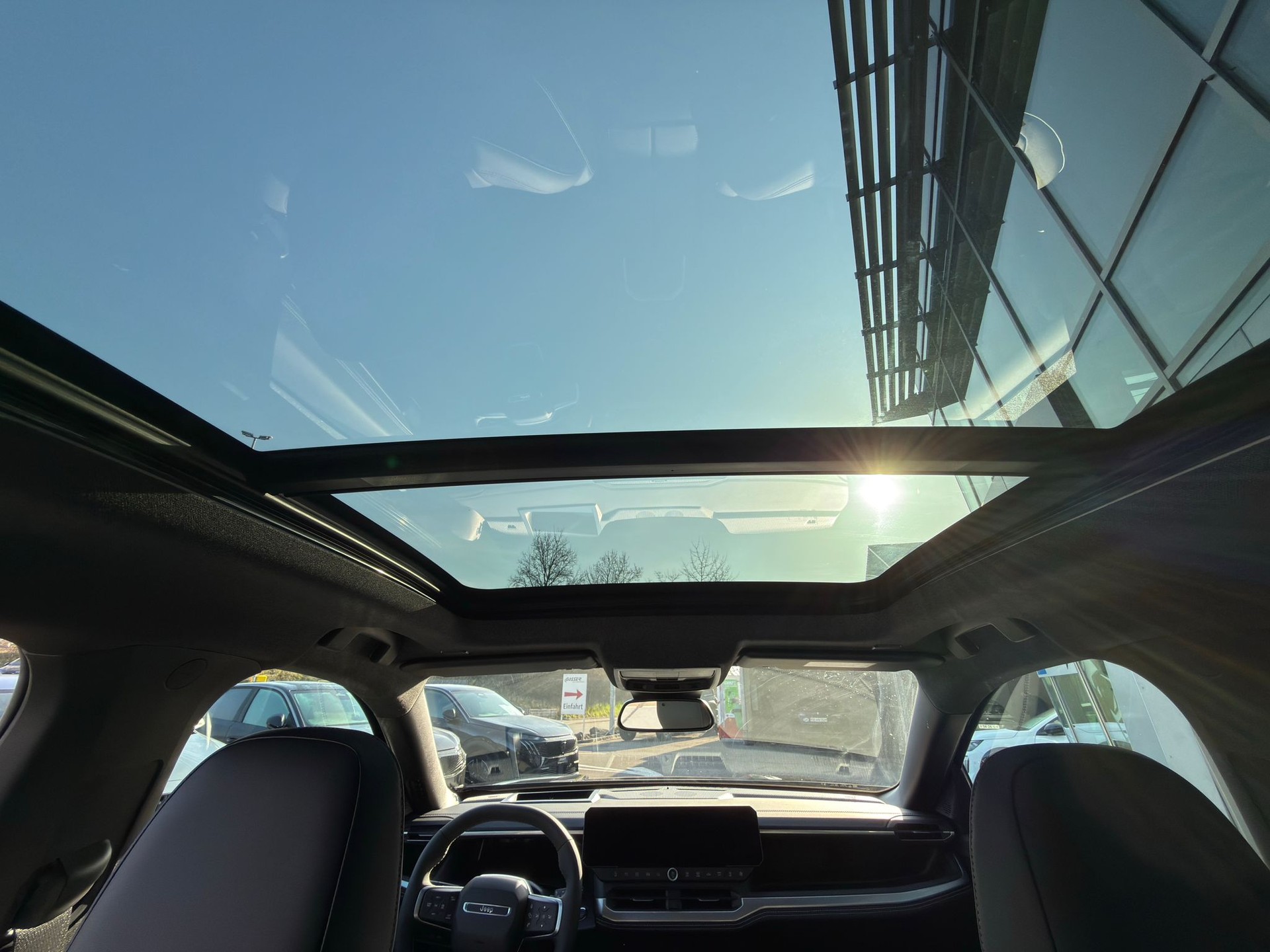 JEEP Compass 1.2 T e-Hybrid First Edition-image-10