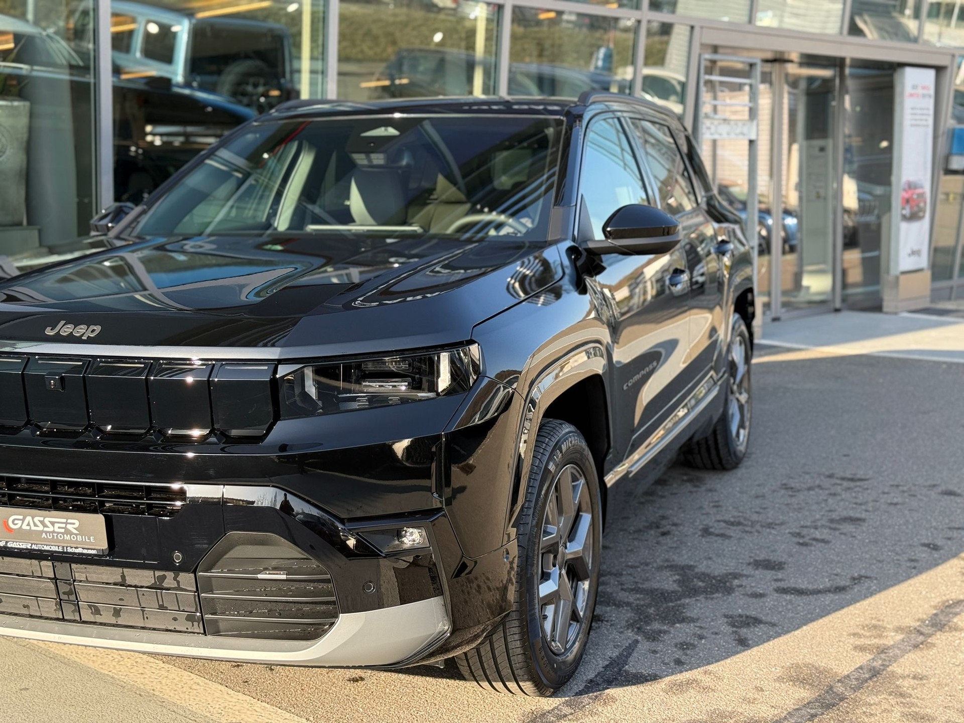JEEP Compass 1.2 T e-Hybrid First Edition-image-3
