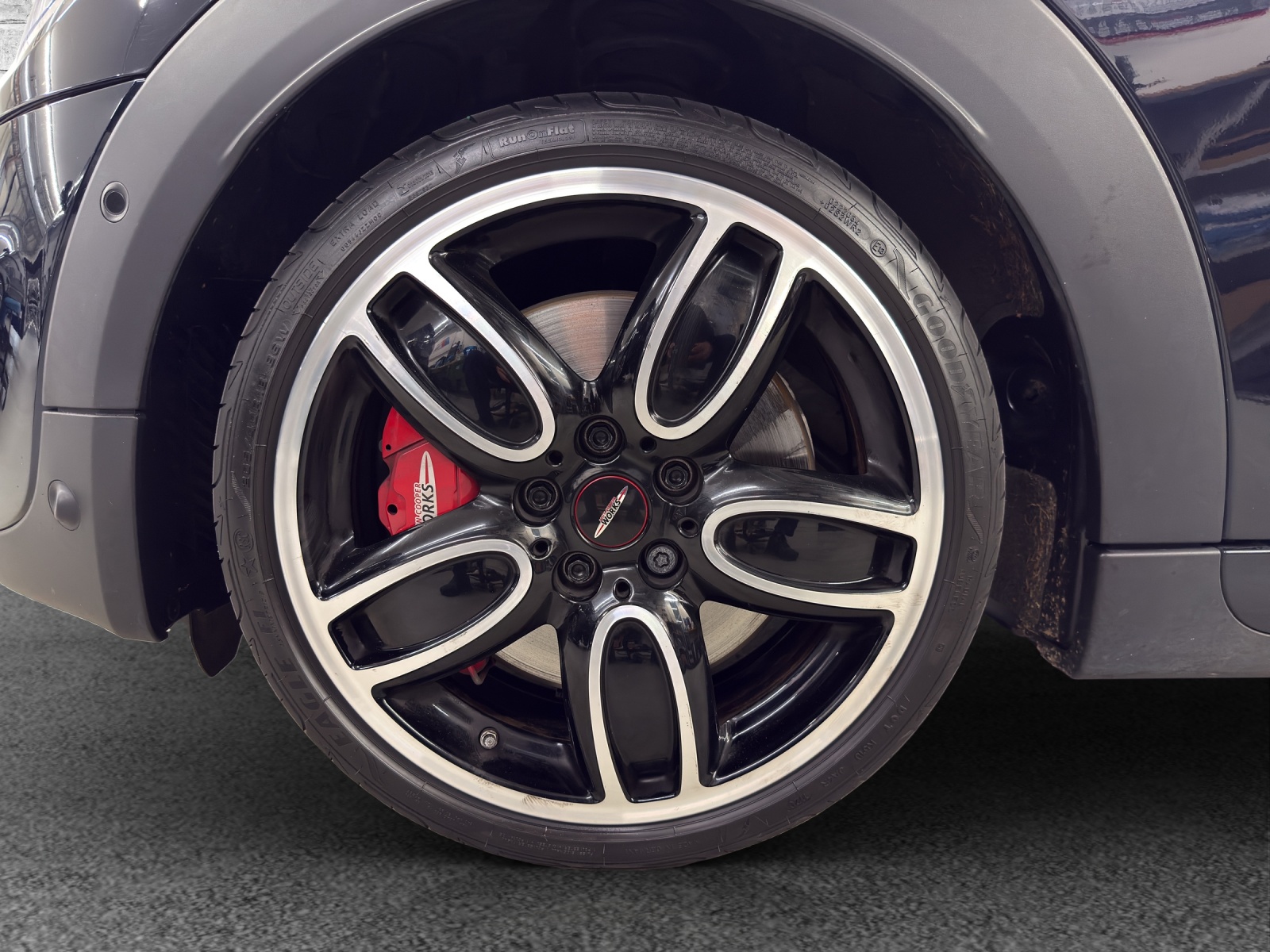 MINI Cooper JCW-image-8
