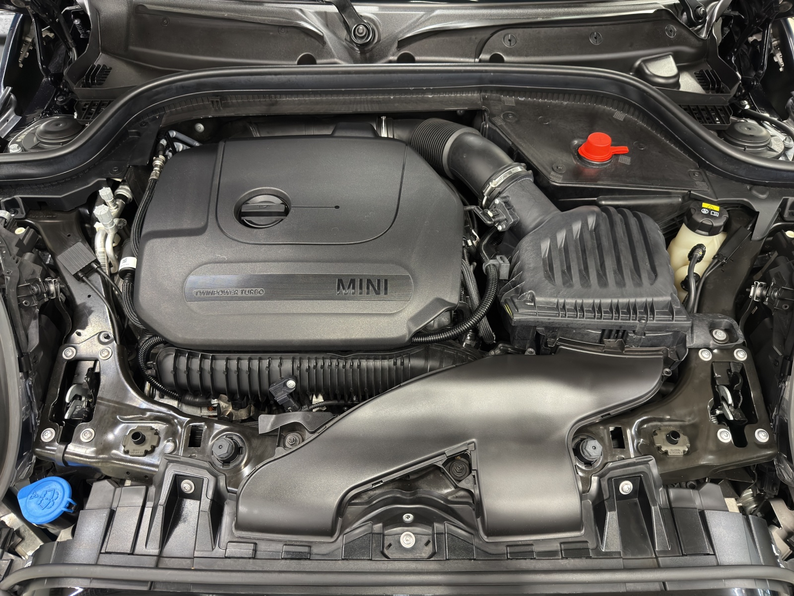 MINI Cooper JCW-image-23