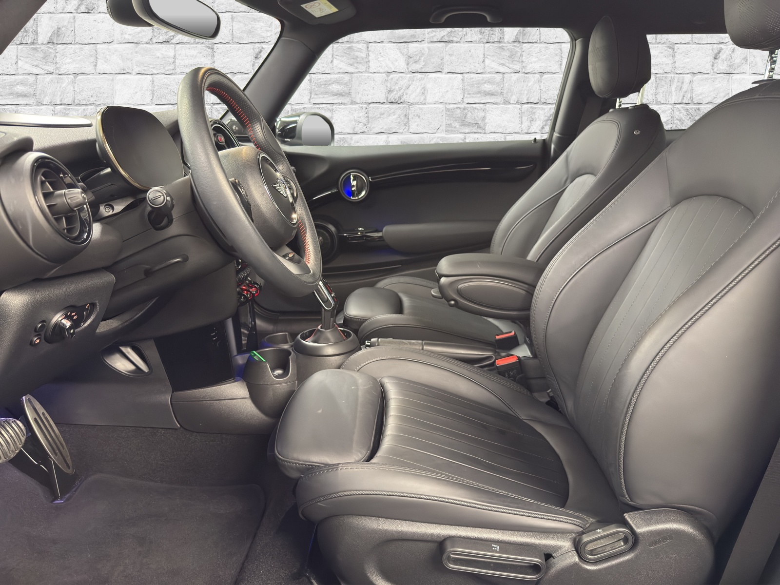 MINI Cooper JCW-image-6