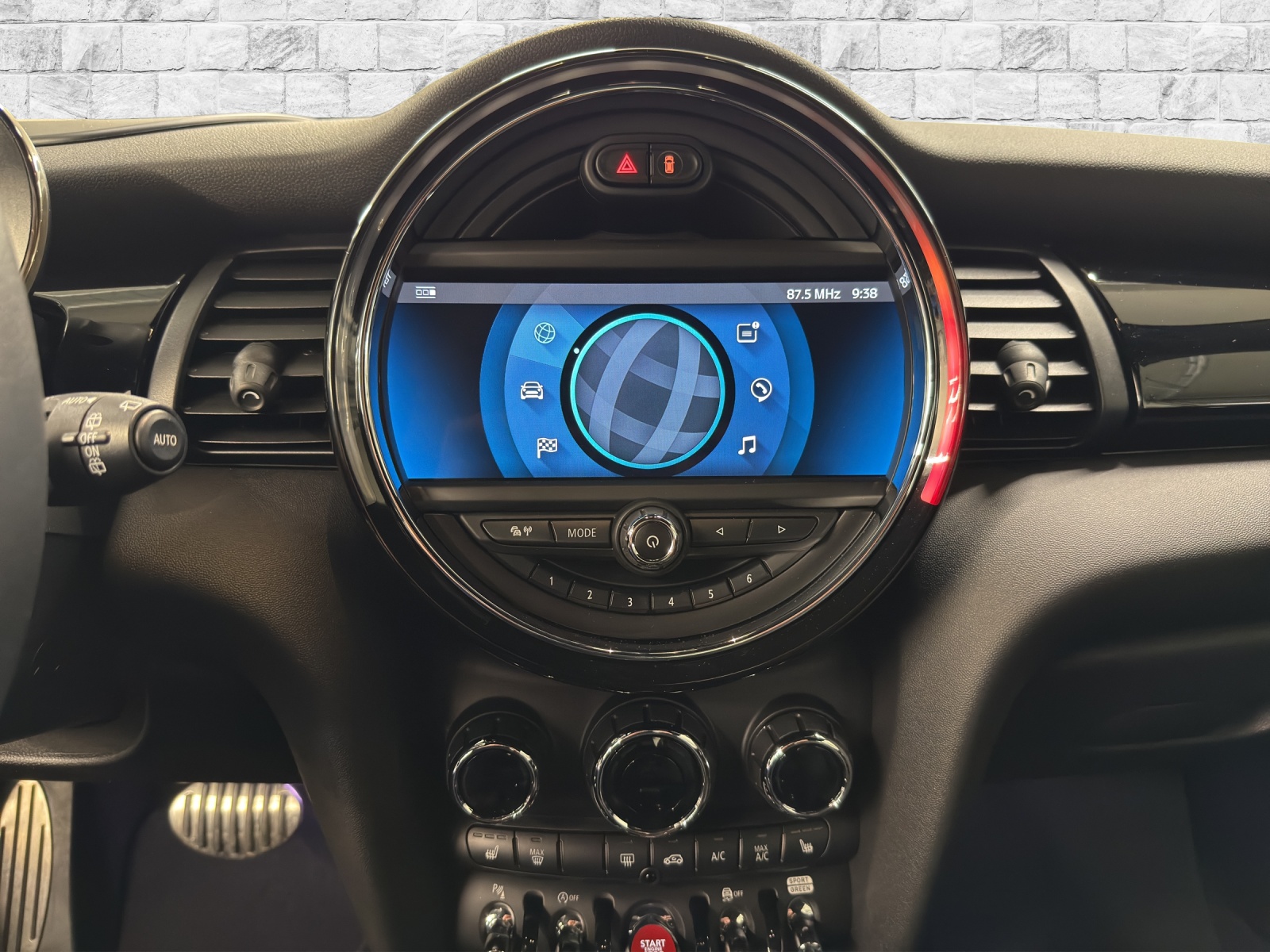 MINI Cooper JCW-image-17