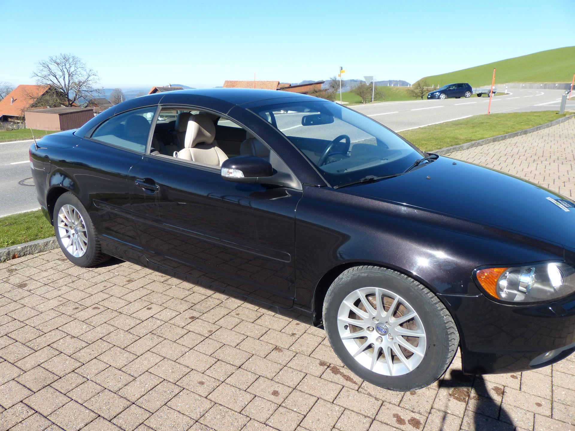 VOLVO C70 2.4i Momentum-image-11