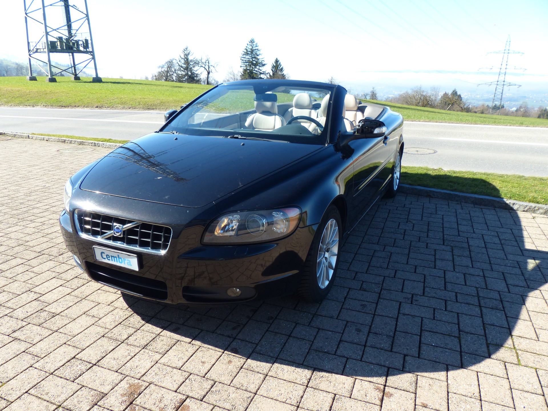 VOLVO C70 2.4i Momentum-image-1