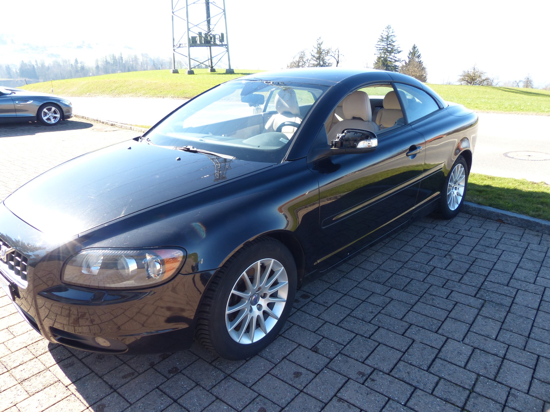 VOLVO C70 2.4i Momentum-image-10