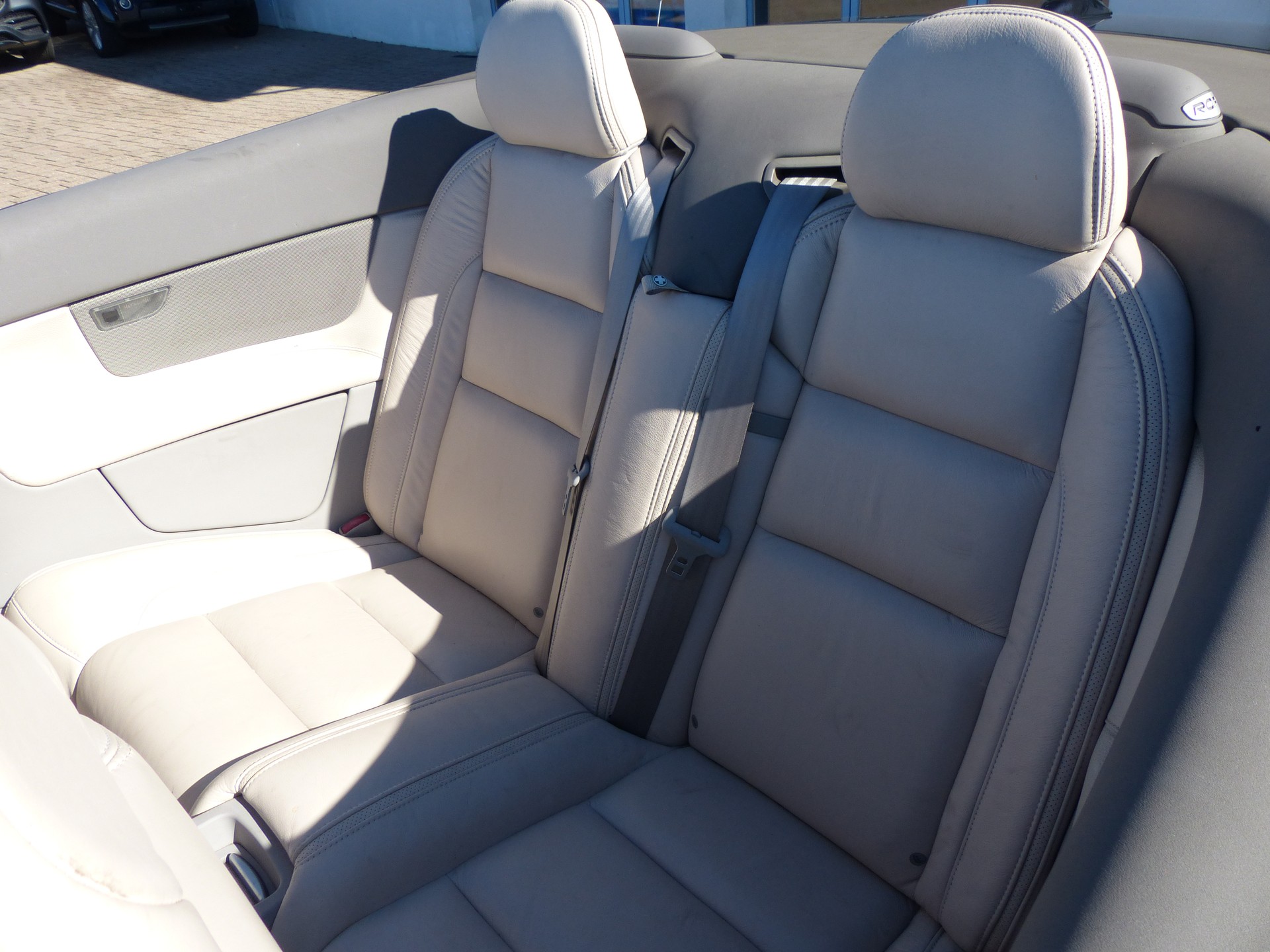 VOLVO C70 2.4i Momentum-image-22