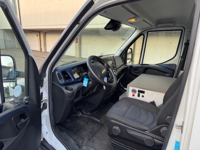 IVECO 35 S 16 A8-image-9