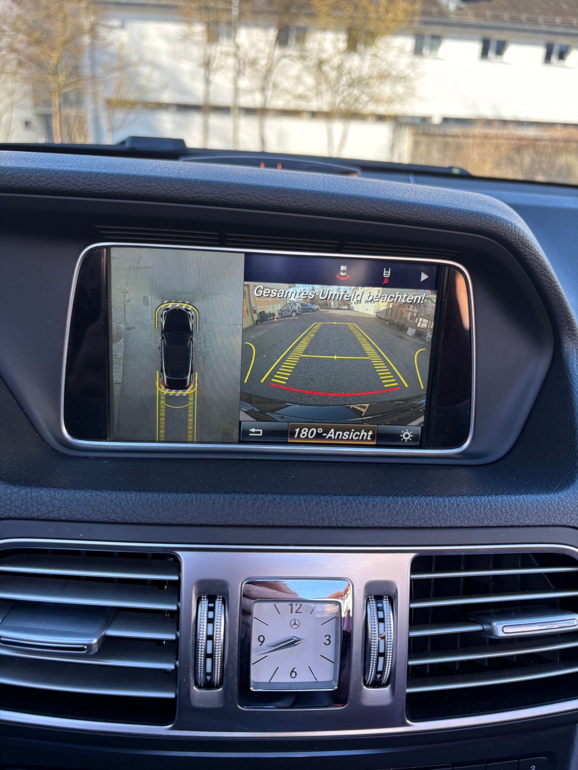MERCEDES-BENZ E 250 7G-Tronic AMG-Line-image-10