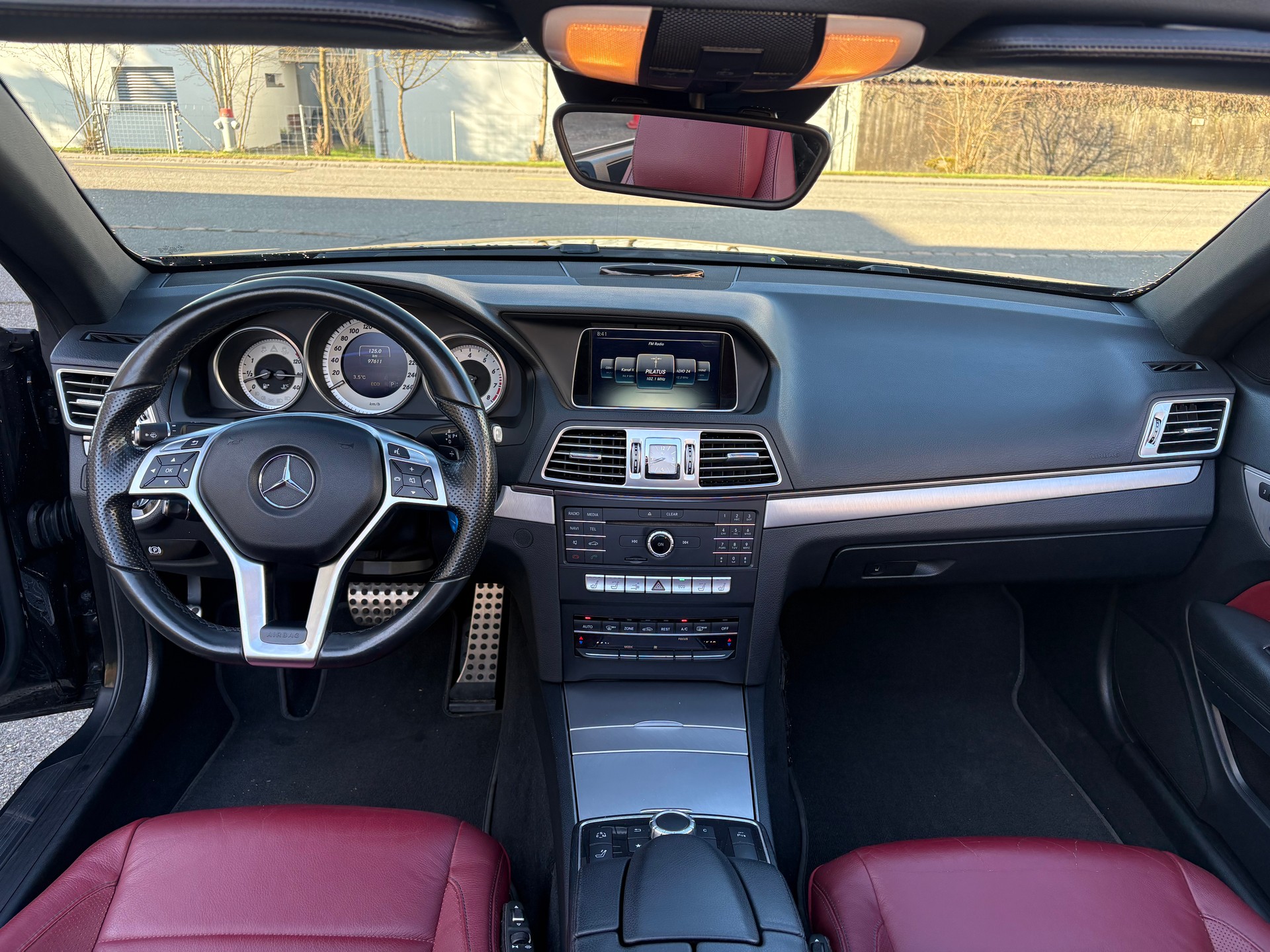 MERCEDES-BENZ E 250 7G-Tronic AMG-Line-image-7