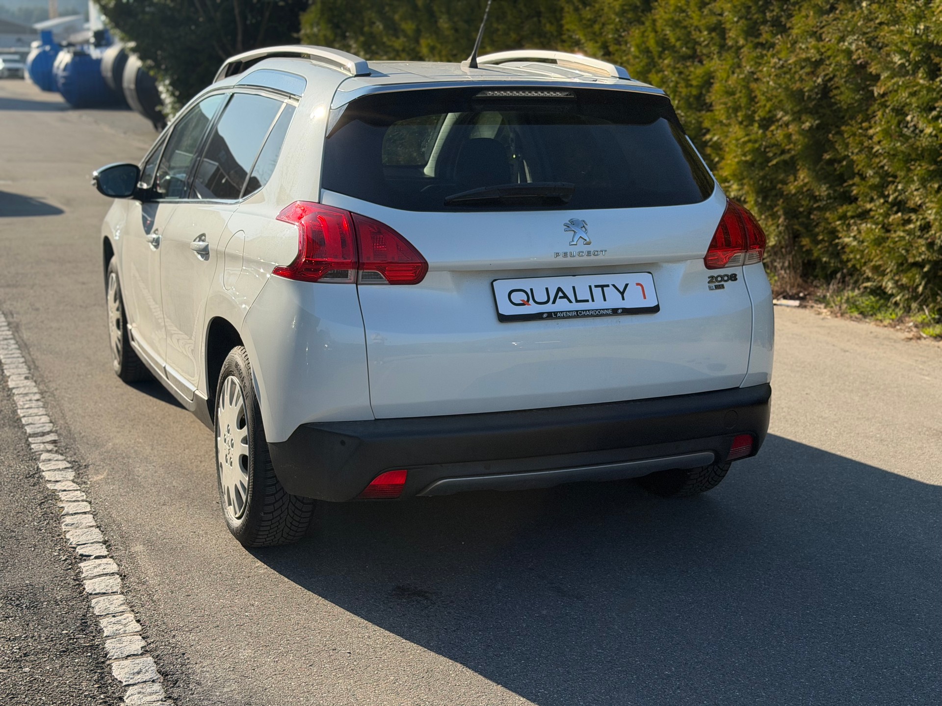 PEUGEOT 2008 1.2 PureTech Féline-image-4