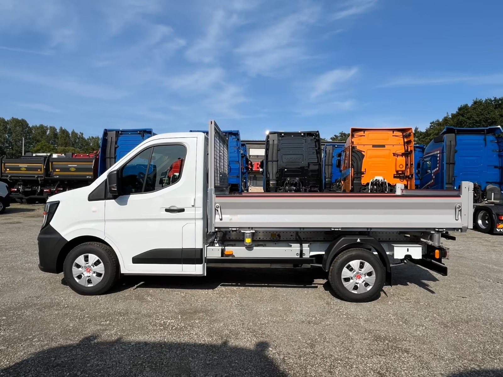 RENAULT Master Elektro Dreiseitenkipper-image-1