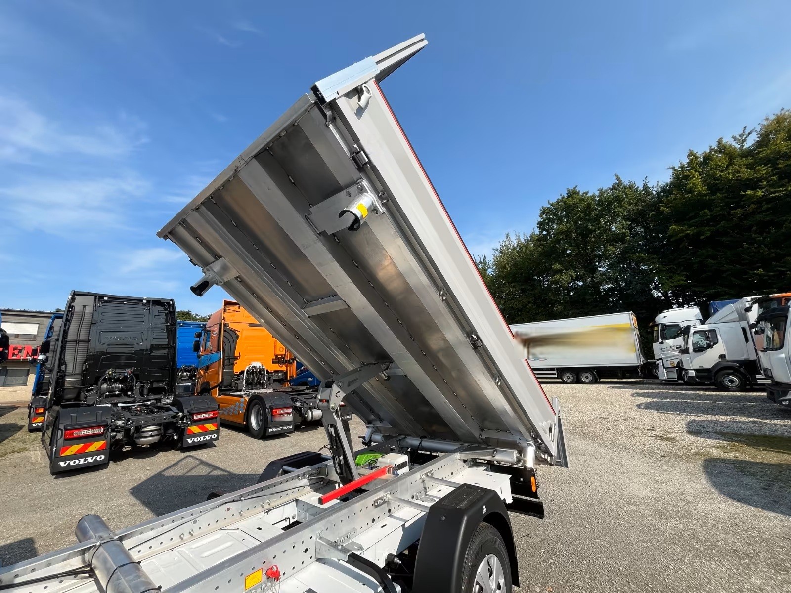 RENAULT Master Elektro Dreiseitenkipper-image-8