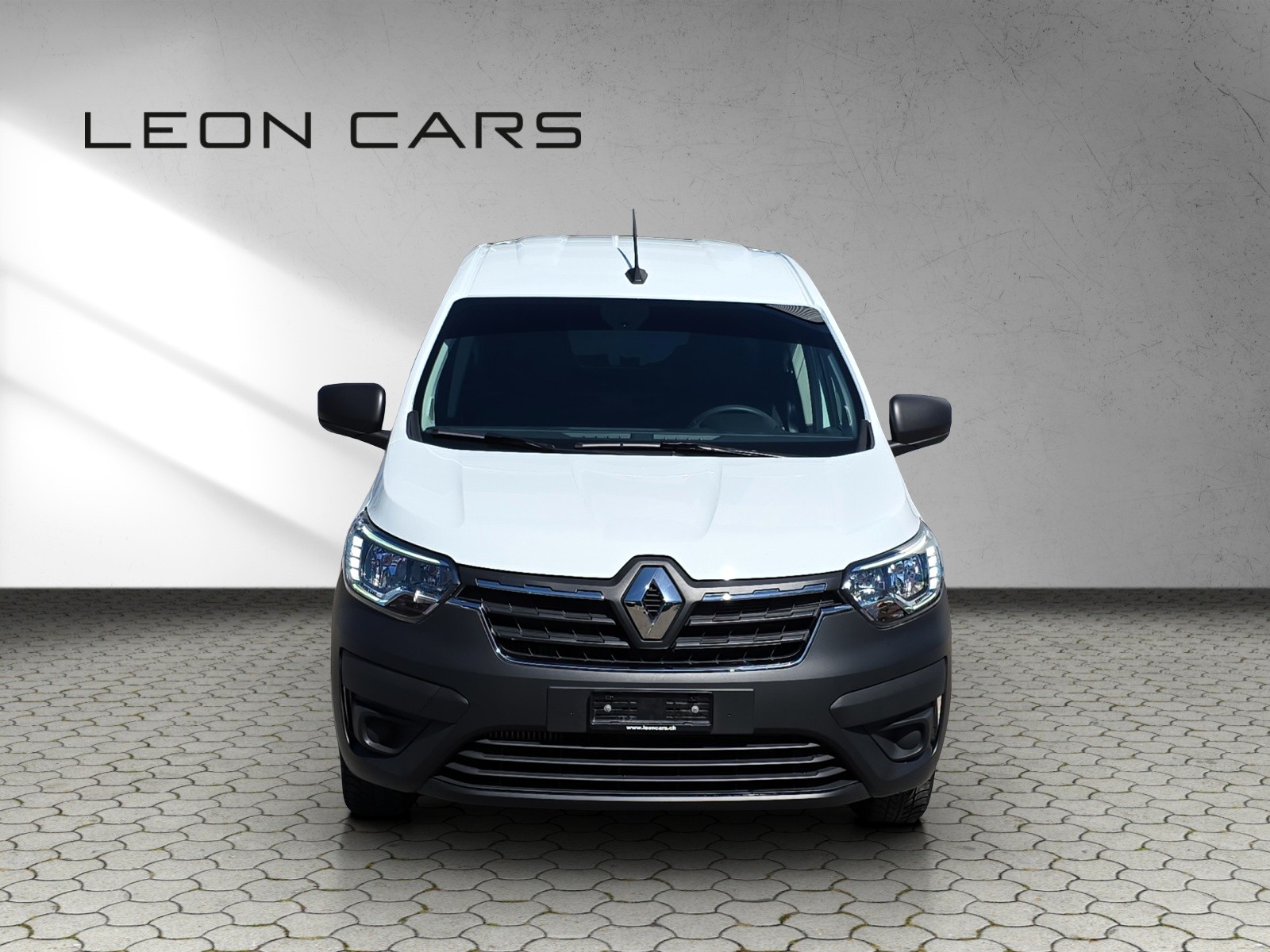 RENAULT Express 1.3TCe 100 PF Blue Extra mit AHK-image-6