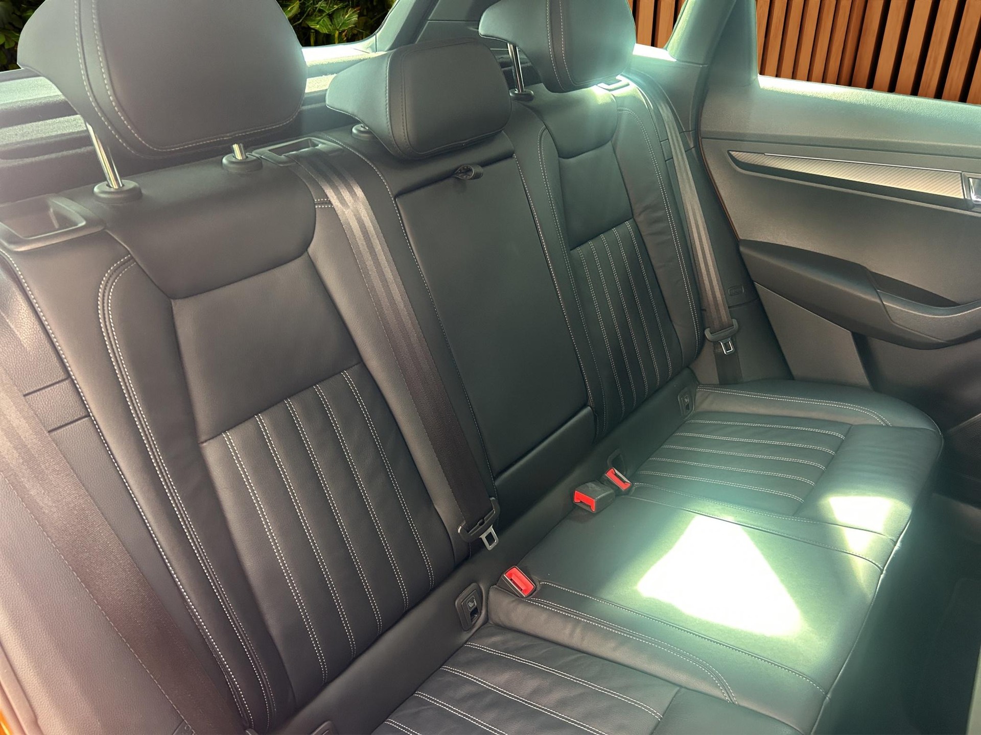 SKODA Karoq 2.0 TSI SportLine 4x4 DSG-image-16