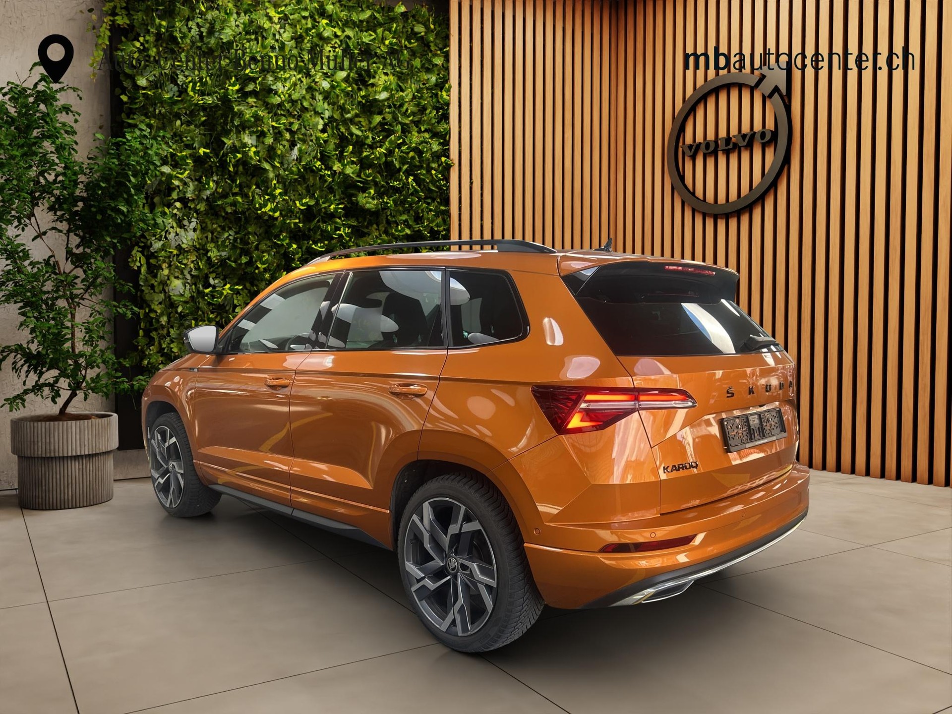 SKODA Karoq 2.0 TSI SportLine 4x4 DSG-image-2