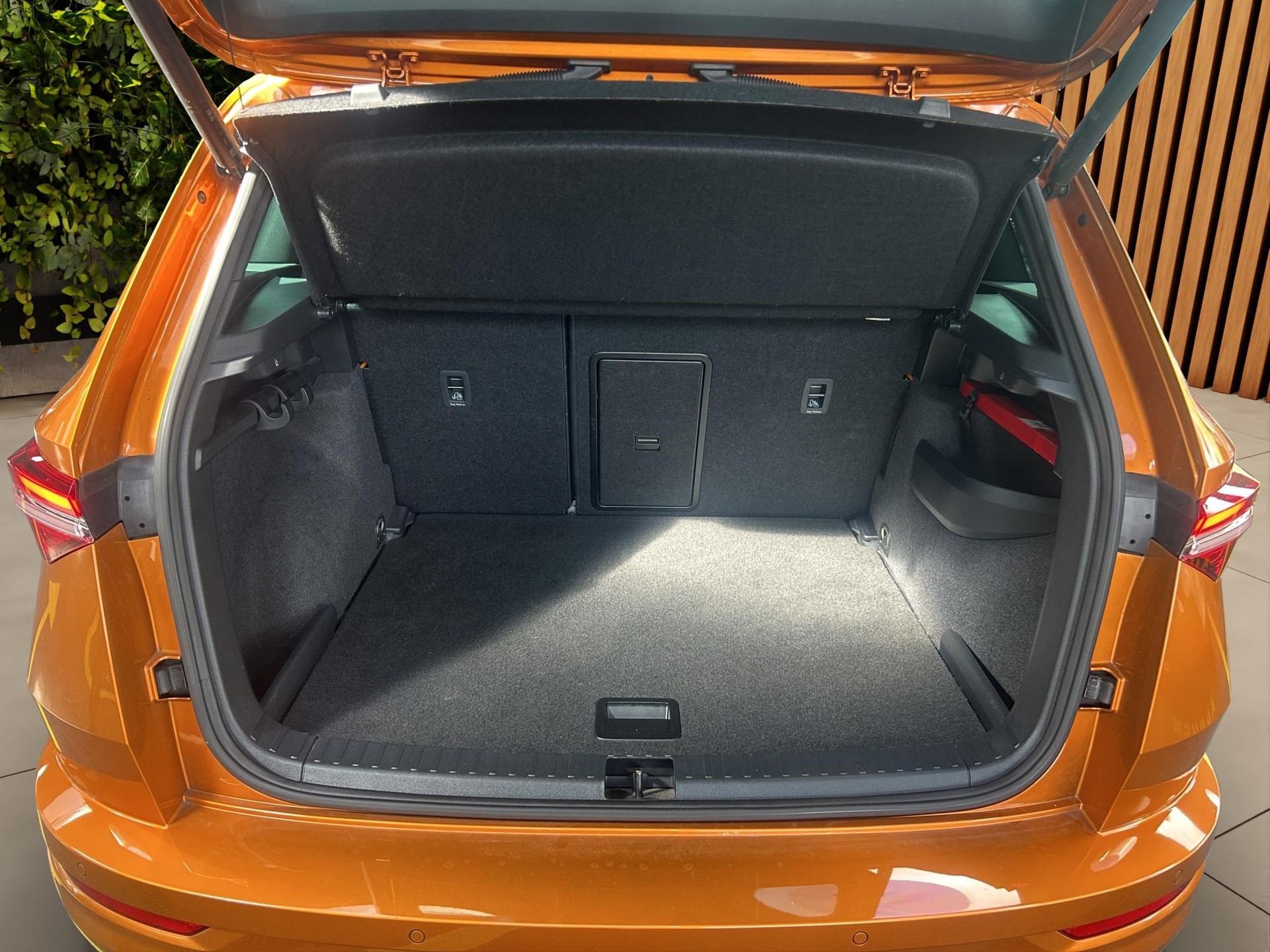 SKODA Karoq 2.0 TSI SportLine 4x4 DSG-image-17