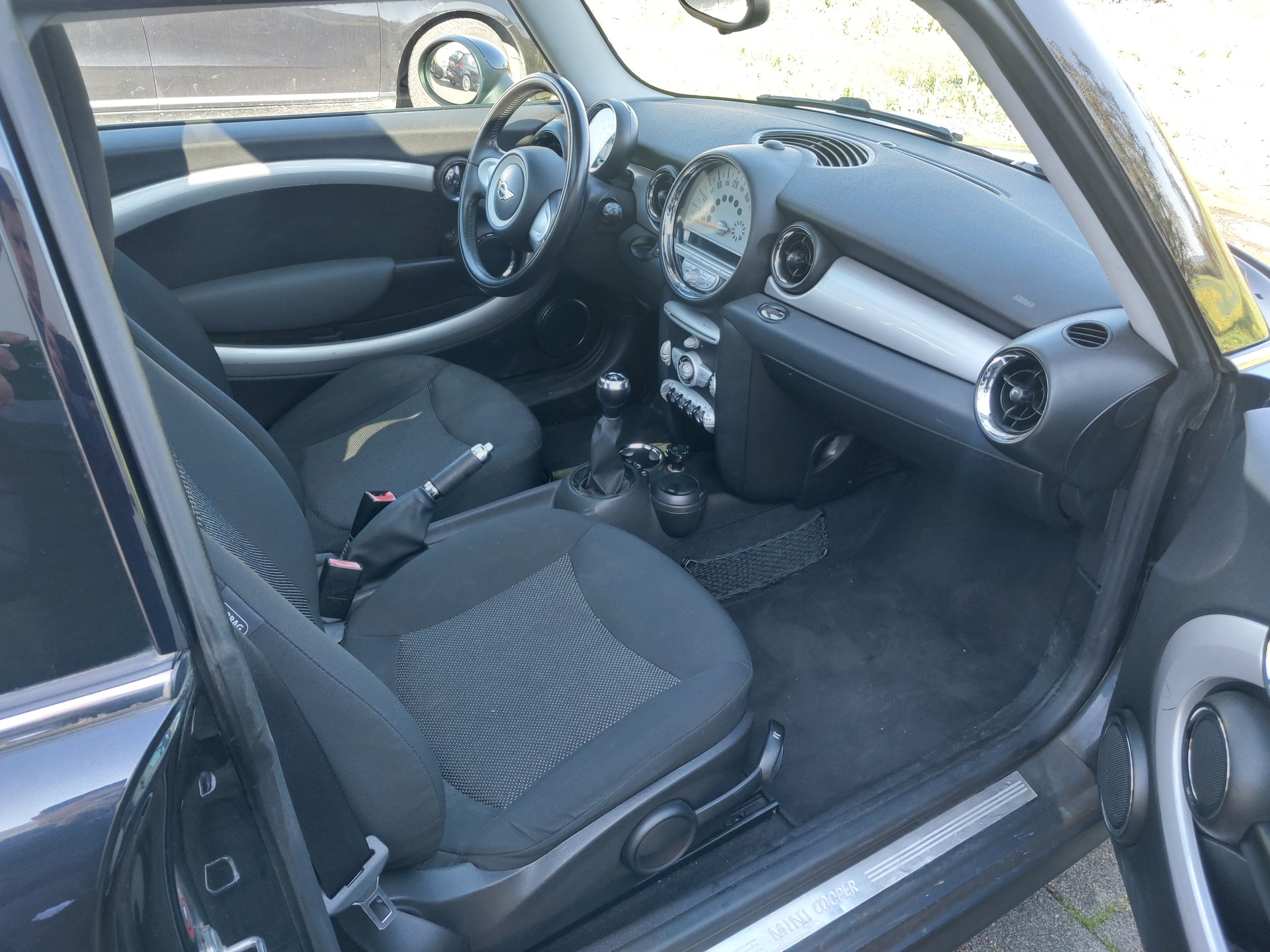MINI Cooper-image-7
