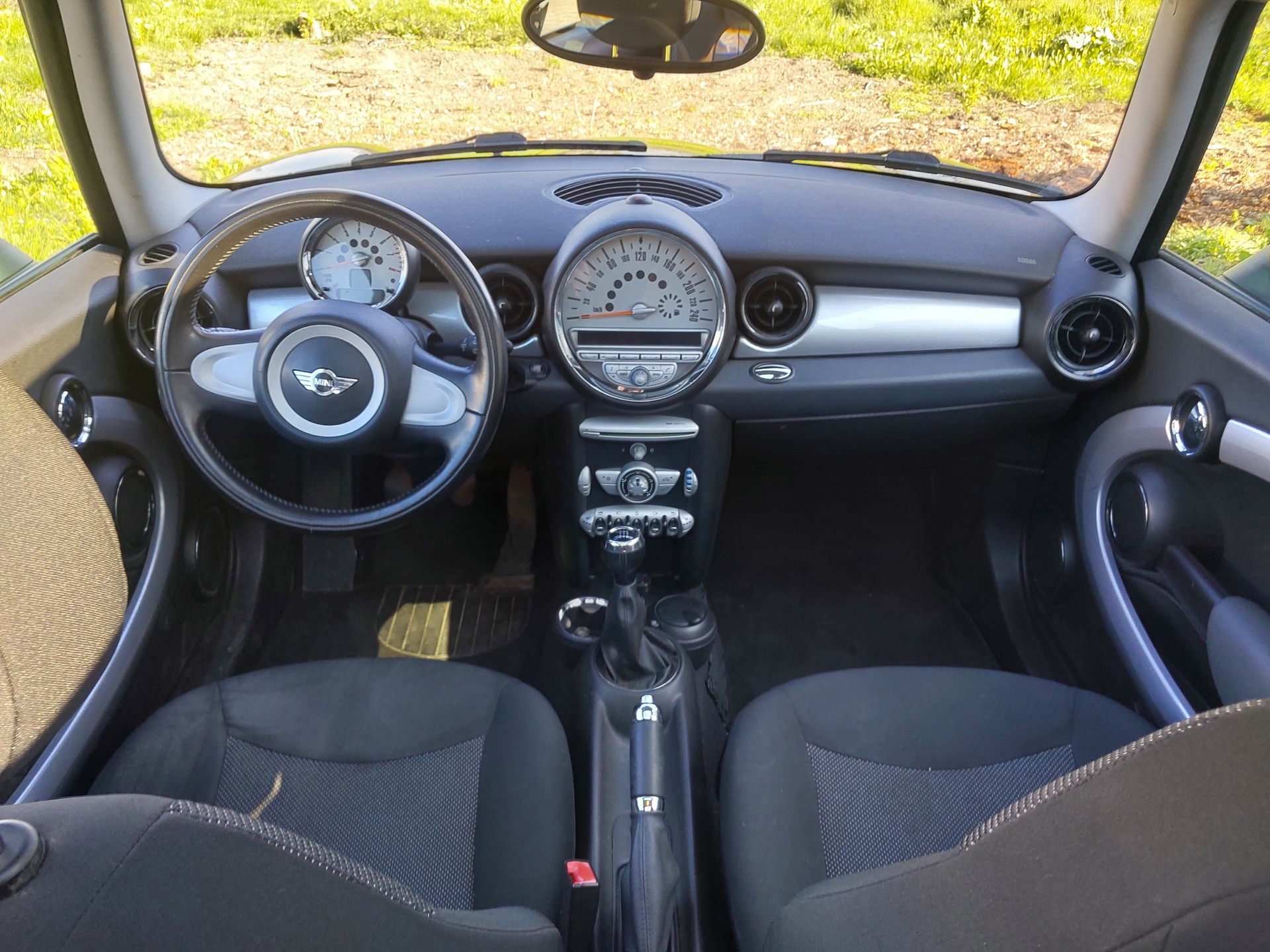 MINI Cooper-image-4