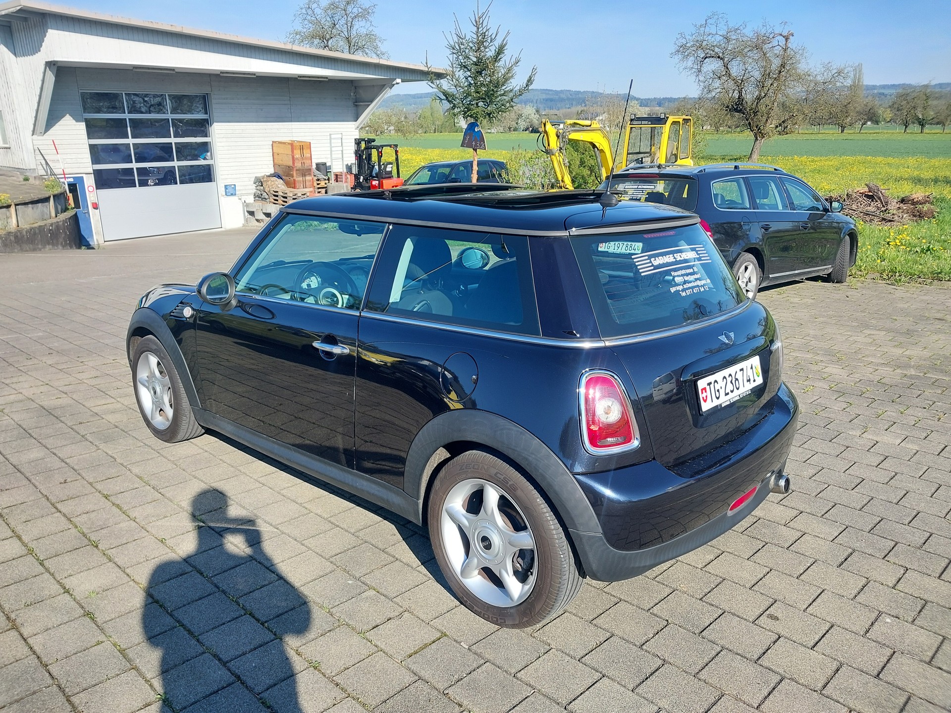MINI Cooper-image-2