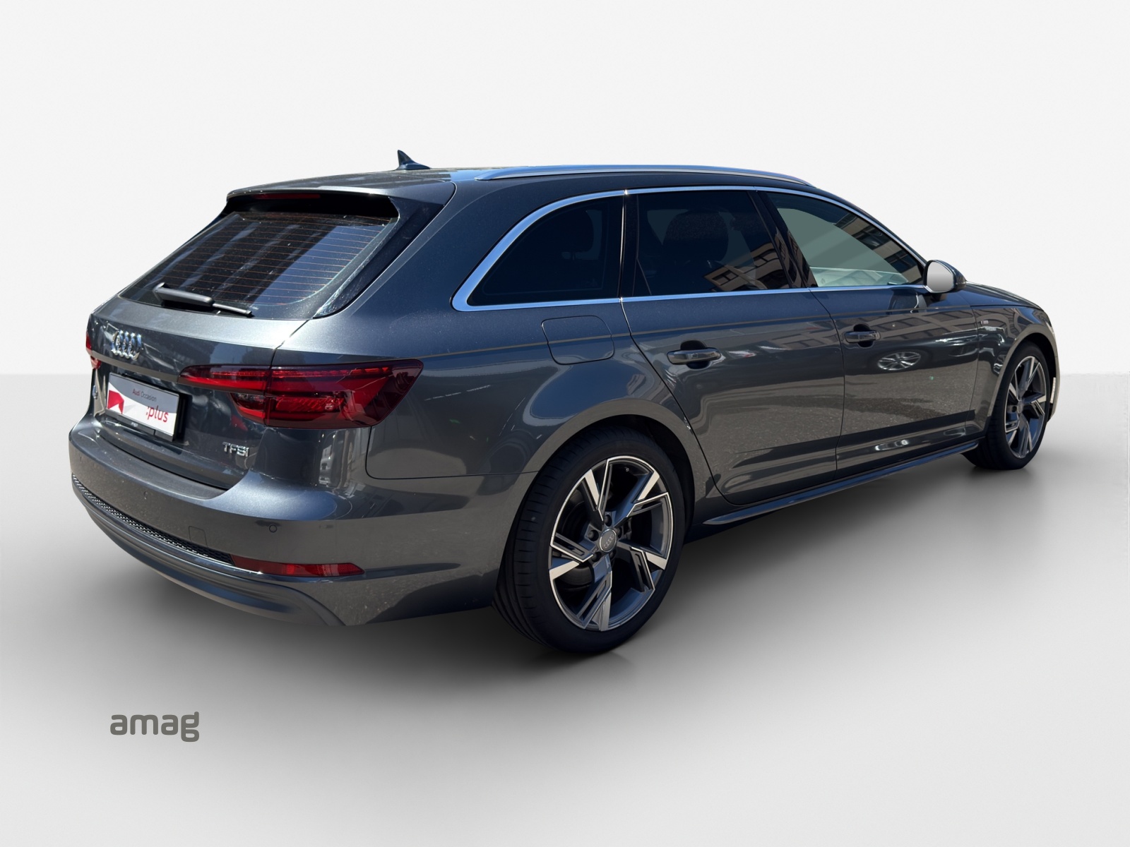 AUDI A4 Avant 1.4 TFSI Sport-image-4