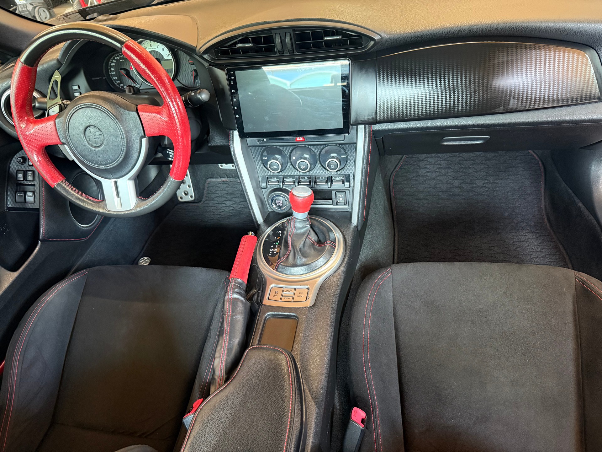 TOYOTA GT 86 2.0 D-4S Sport Automatic-image-8