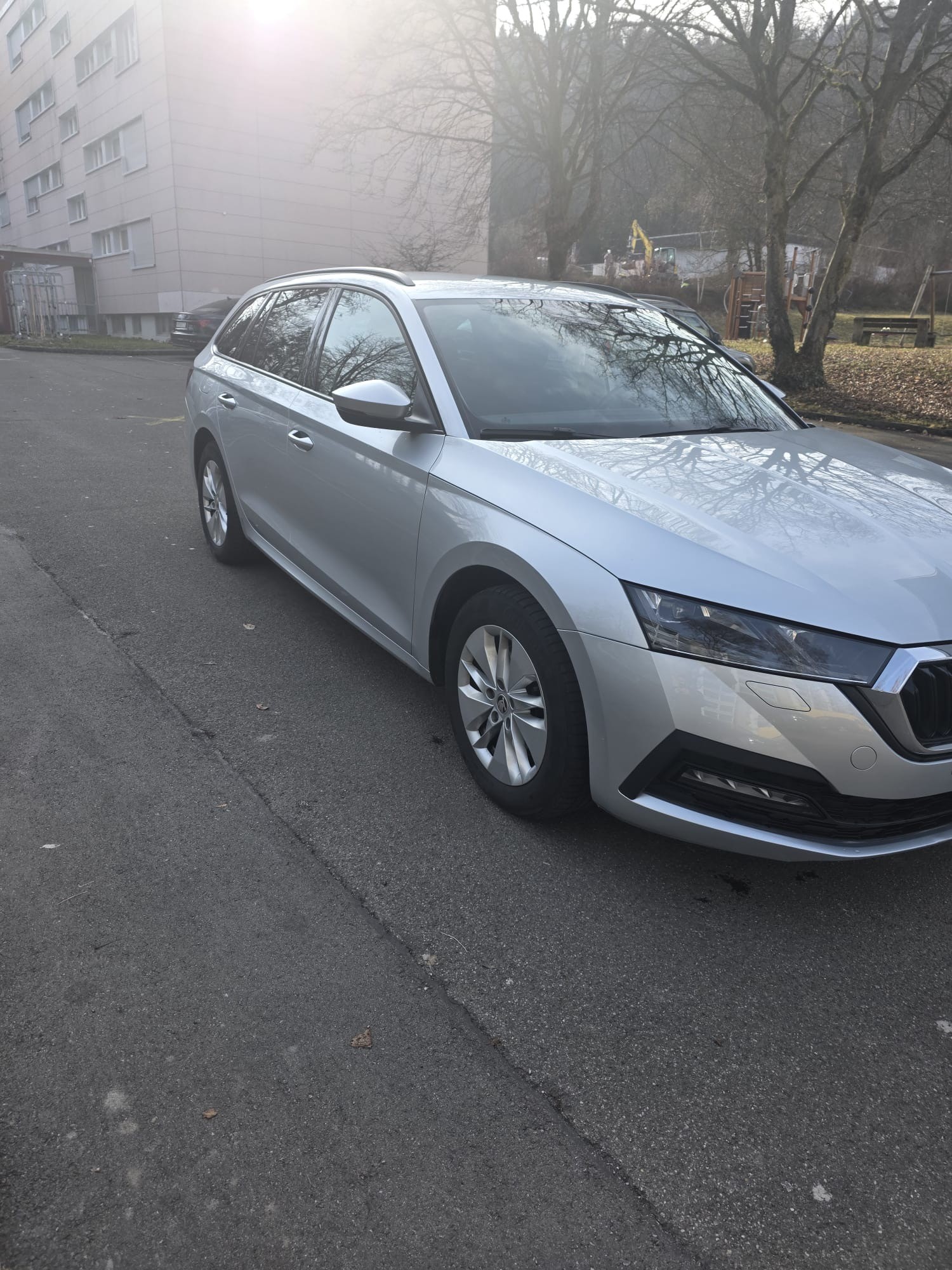 SKODA Octavia Combi 2.0 TDI DSG SportLine 4x4-image-2