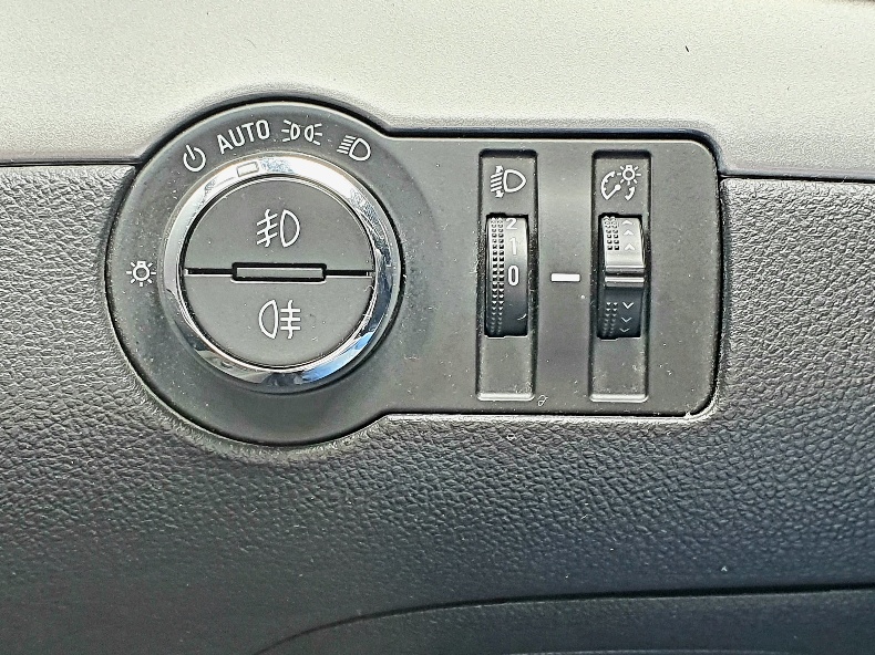 OPEL Mokka 1.4i 16V Turbo Cosmo 4WD-image-16