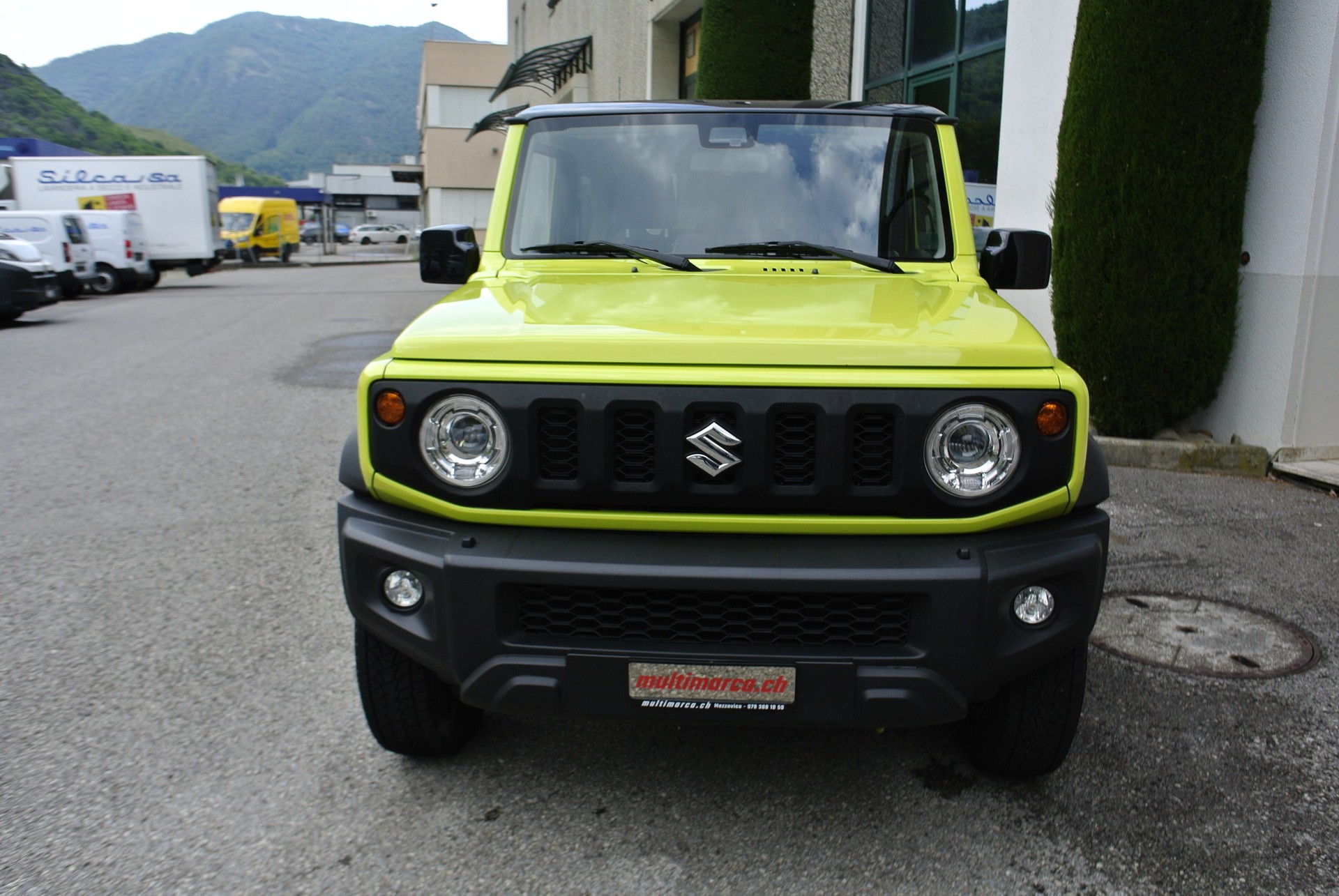 SUZUKI Jimny 1.5 Compact Top 4x4-showroom-element-1