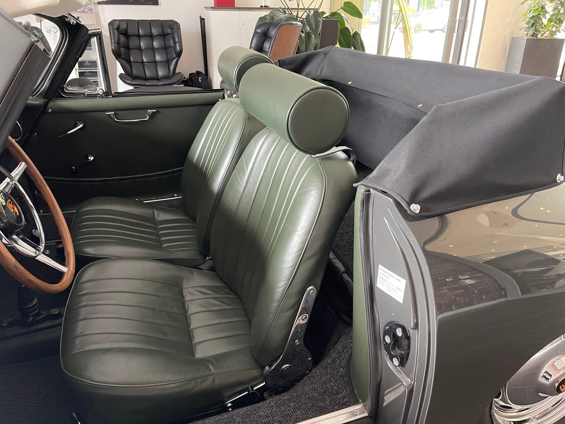 PORSCHE B T6 Cabriolet-image-12