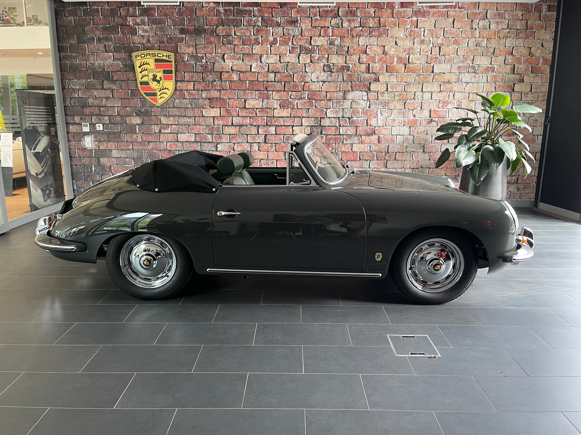 PORSCHE B T6 Cabriolet-image-4