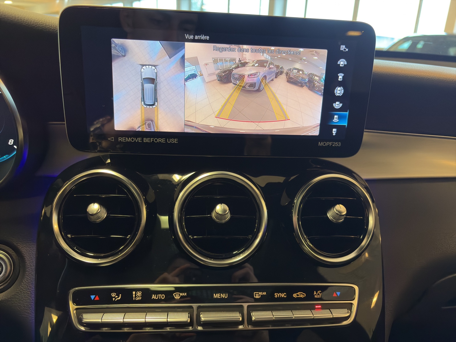 MERCEDES-BENZ GLC 200 AMG Line 4Matic-image-14