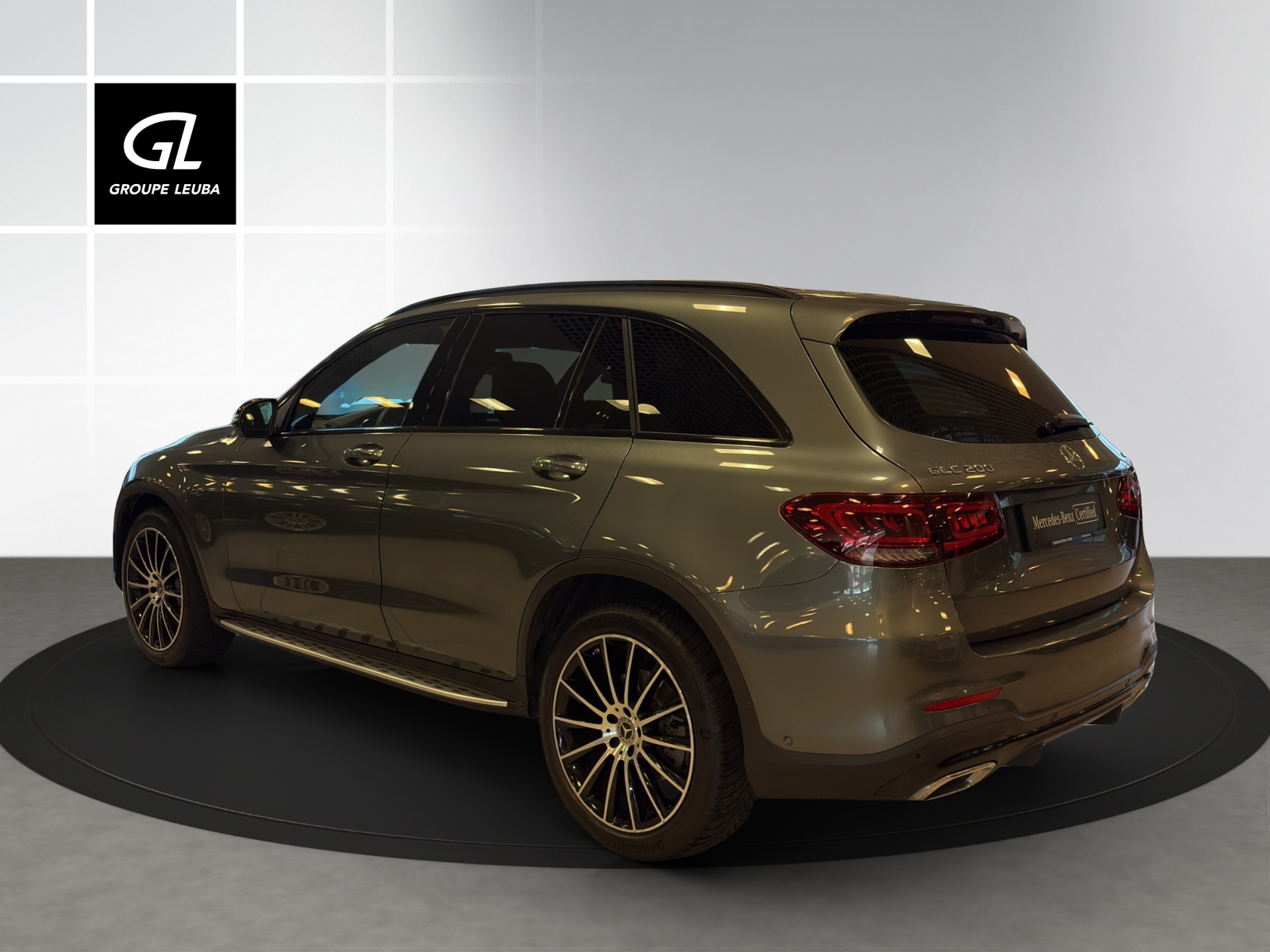 MERCEDES-BENZ GLC 200 AMG Line 4Matic-image-3
