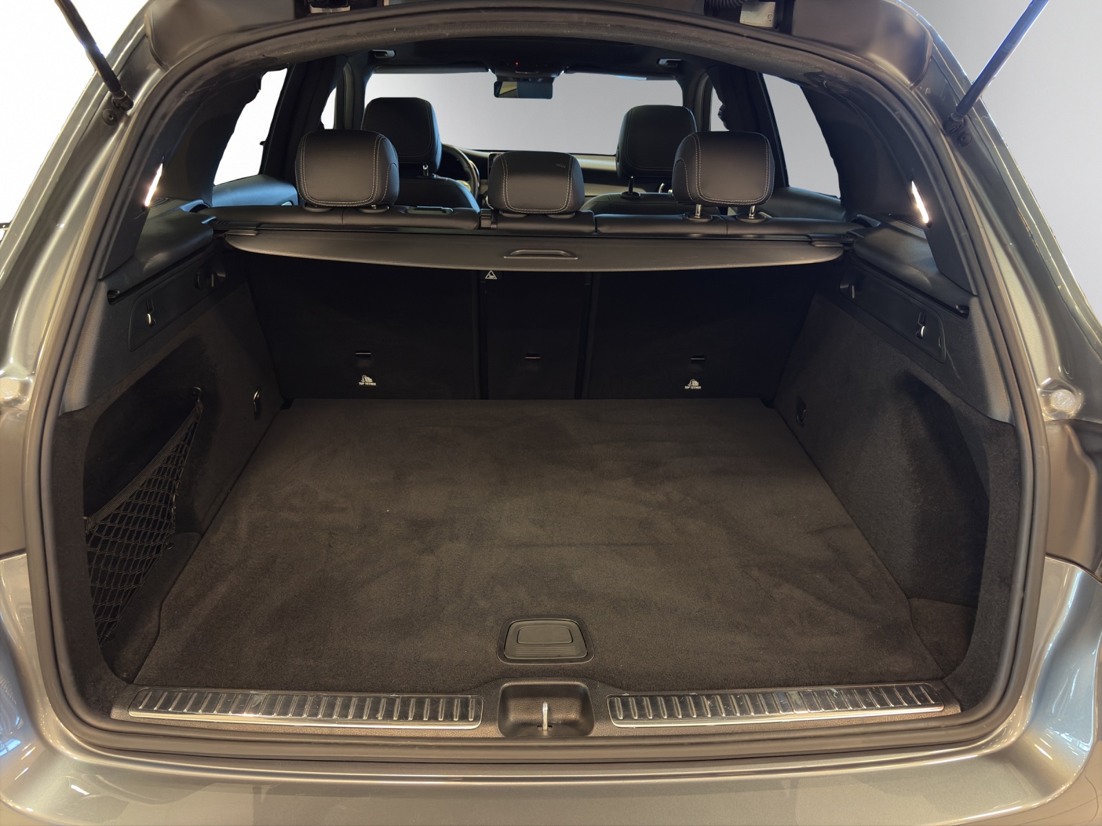 MERCEDES-BENZ GLC 200 AMG Line 4Matic-image-10