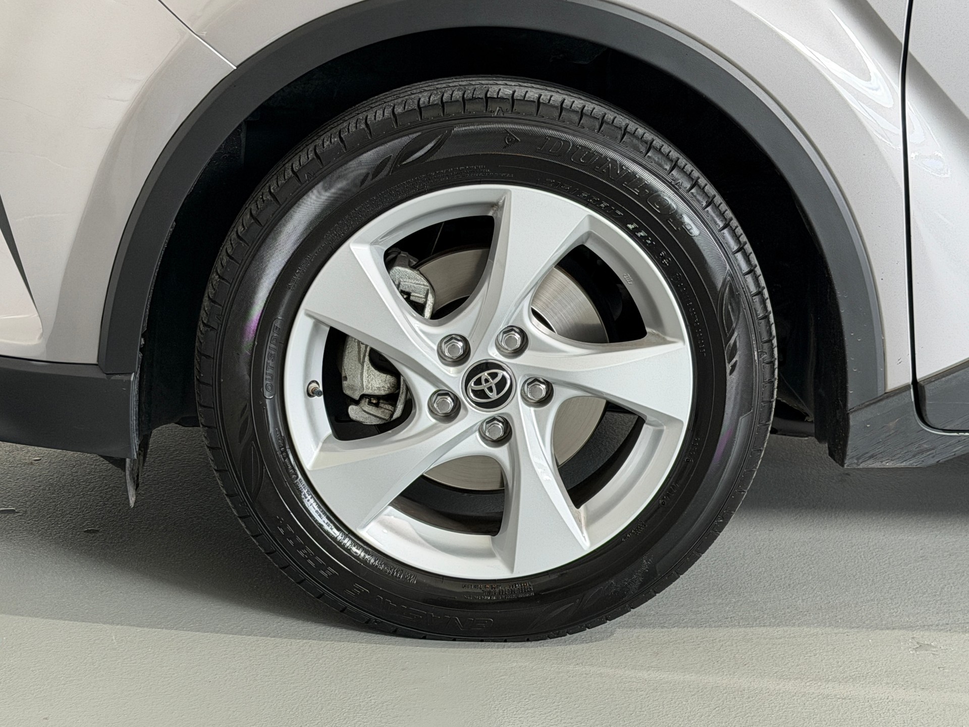 TOYOTA C-HR 1.2 Turbo Premium 4WD Multidrive S inkl. Werksgarantie-image-13