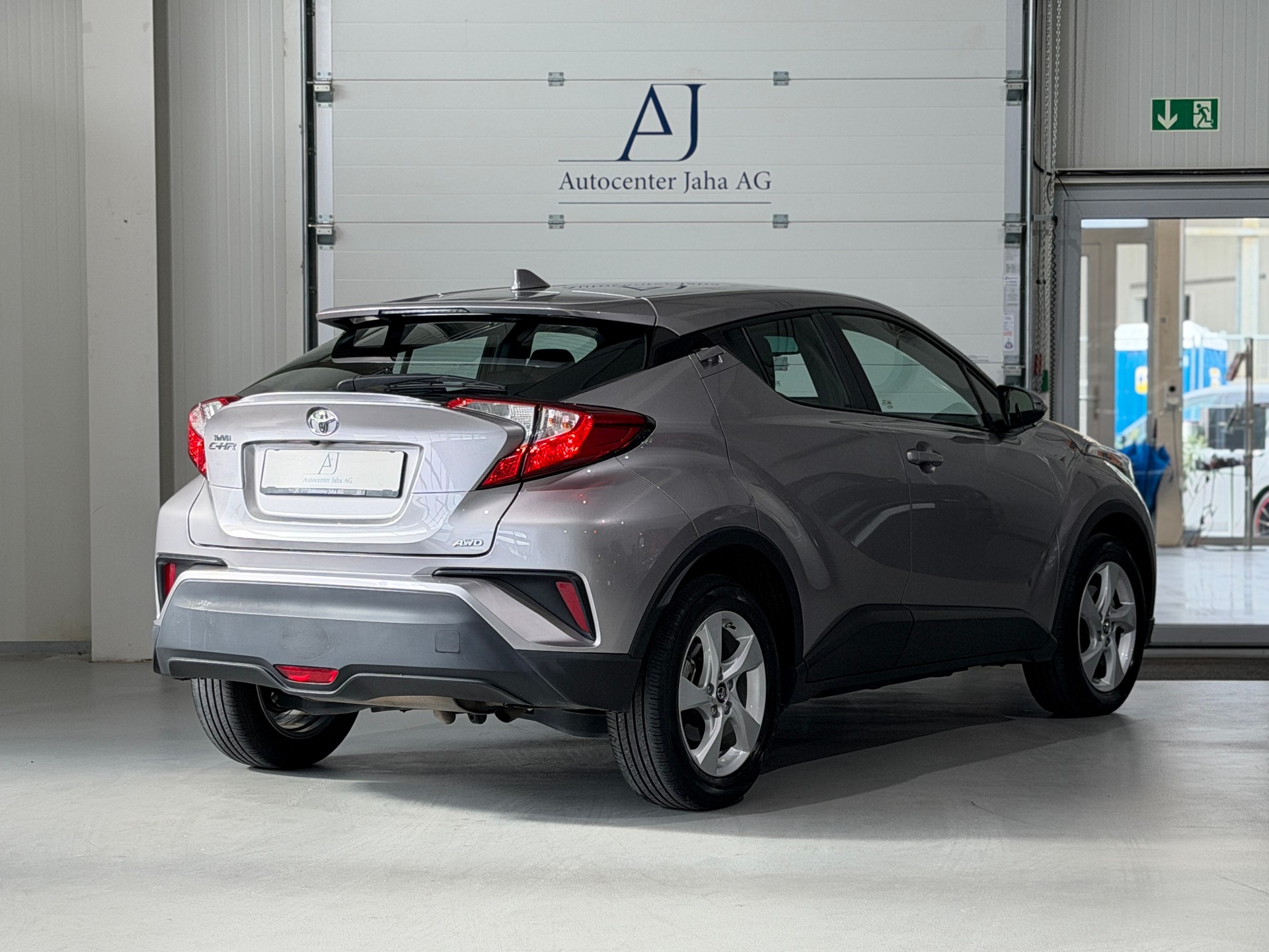 TOYOTA C-HR 1.2 Turbo Premium 4WD Multidrive S inkl. Werksgarantie-image-6