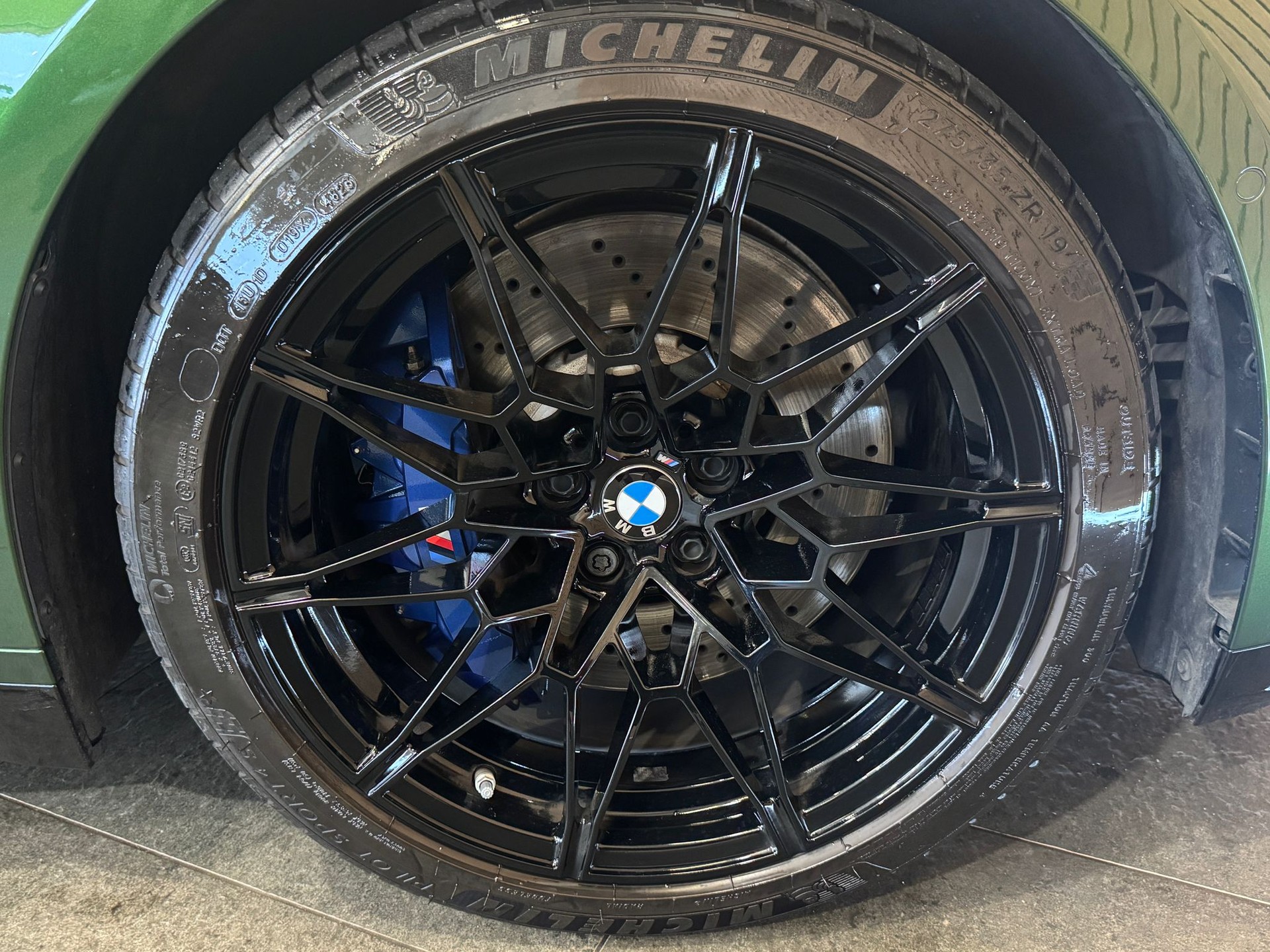 BMW M3 Competition M xDrive * Anglesey Grün*-image-10