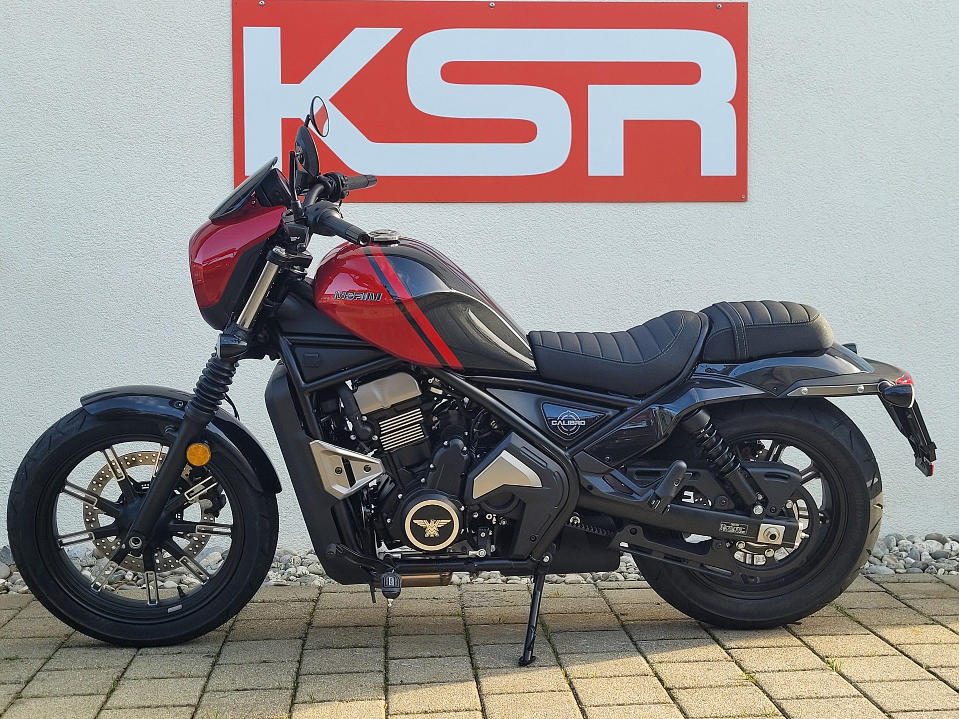 MOTO MORINI Calibro 700-showroom-element-1