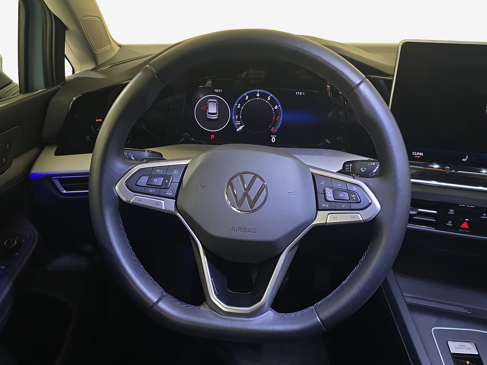 VW Golf 1.5 e TSI mHEV Life DSG-image-9