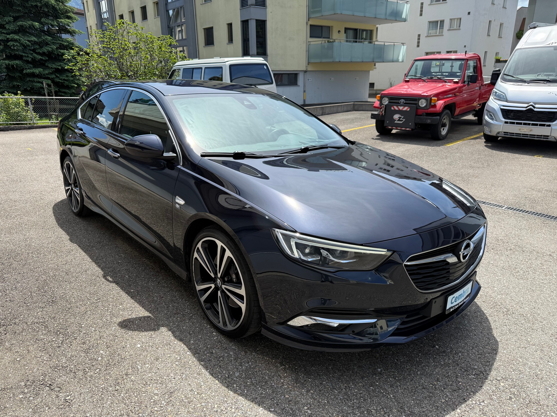 OPEL Insignia 2.0 T Grand Sport OPC line 4WD Automat.-showroom-element-2