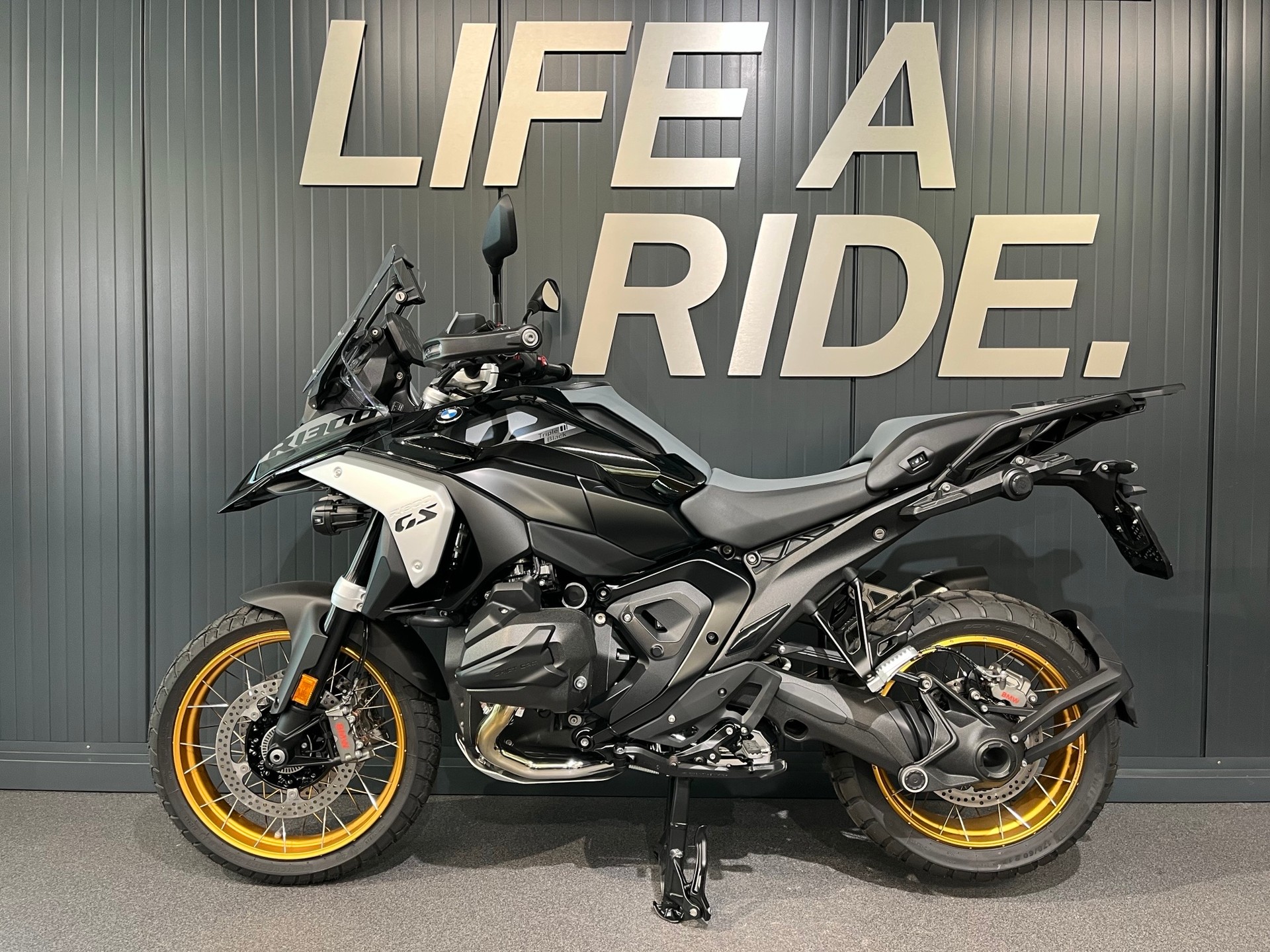 BMW R 1300 GS-showroom-element-2