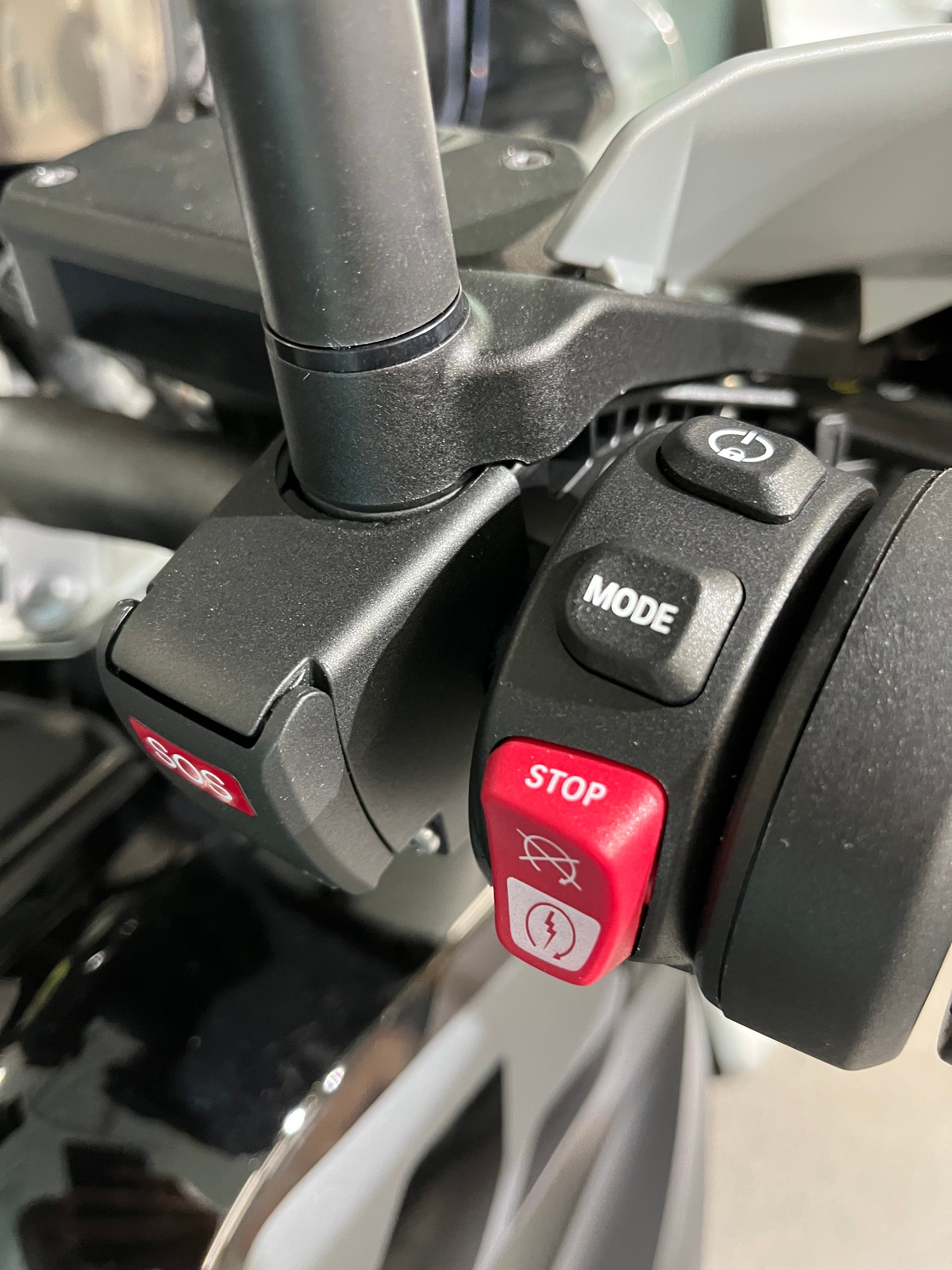 BMW R 1300 GS-image-4