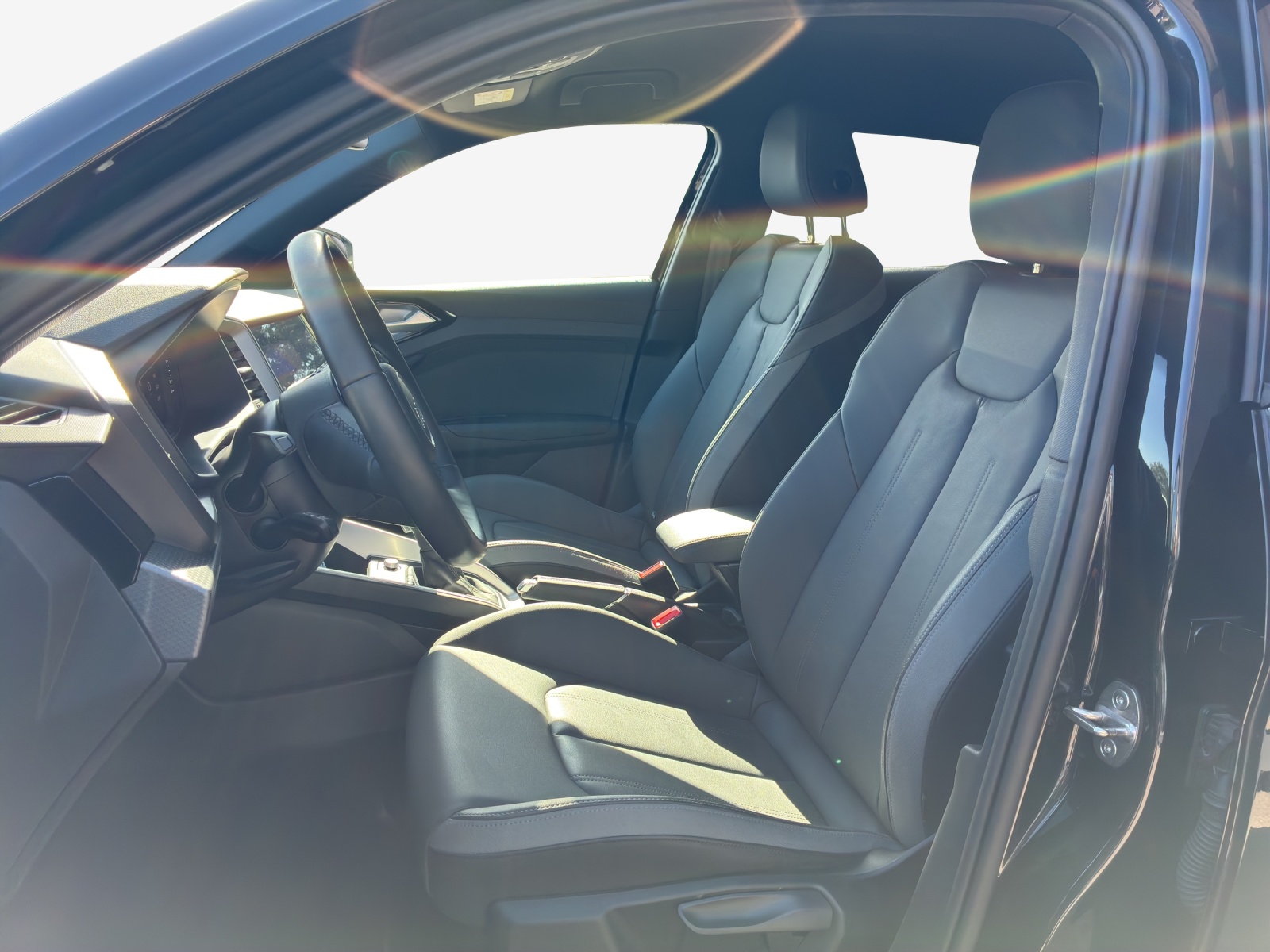 AUDI A1 Sportback 30 TFSI Attraction S-tronic-image-7