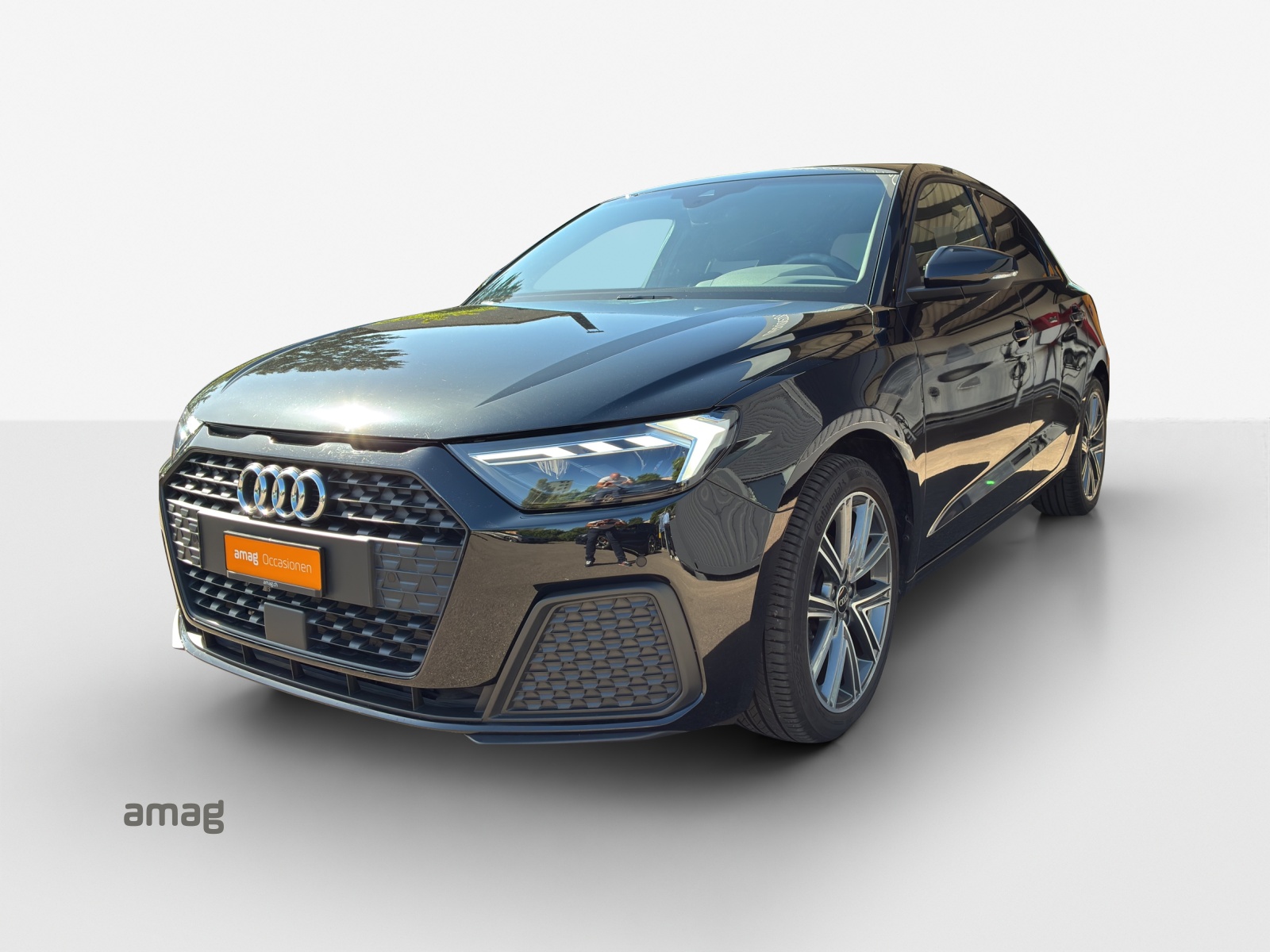 AUDI A1 Sportback 30 TFSI Attraction S-tronic-image-0