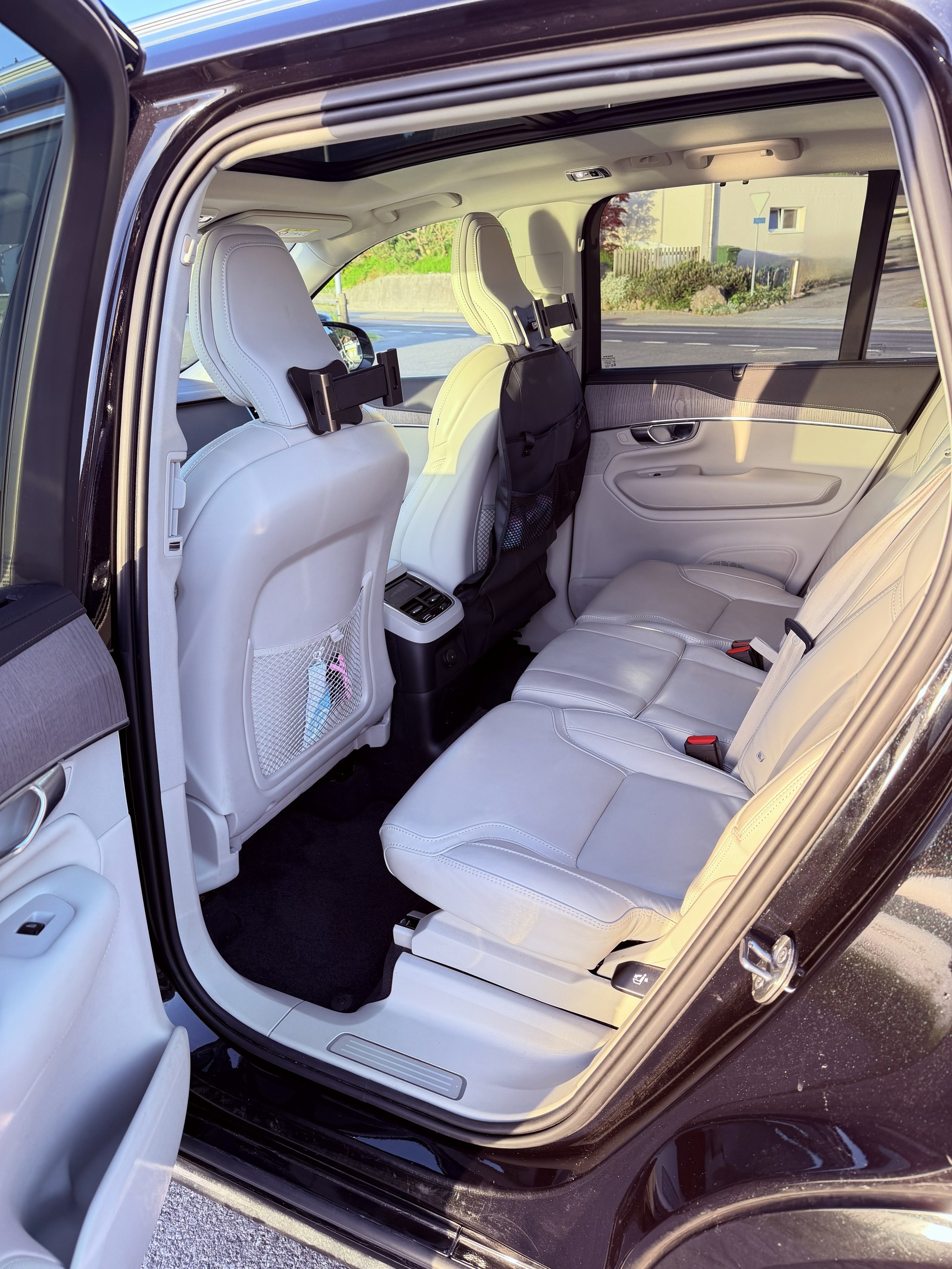 VOLVO 2.0 T8 TE Inscription 7P. eAWD-image-5