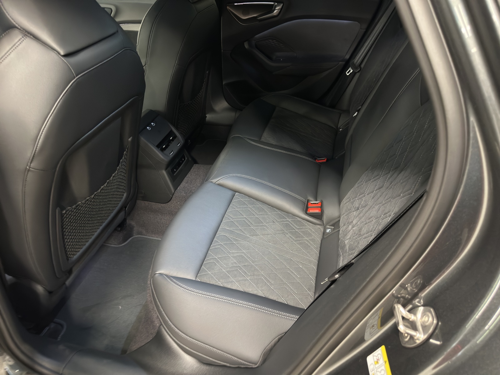 AUDI A5 Avant TFSI quattro 200 kW S tronic-image-11