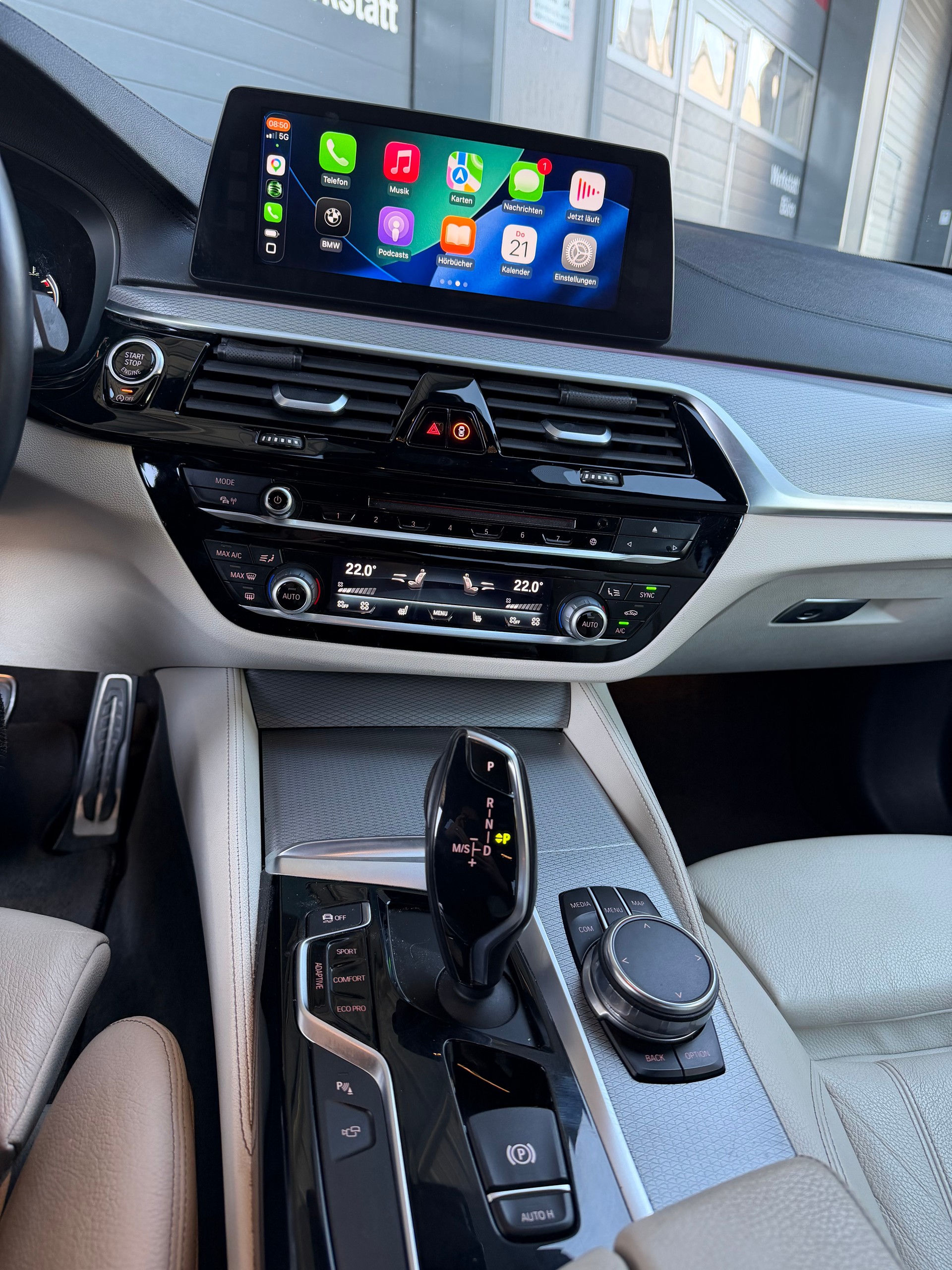 BMW Serie 5 G30 M550i xDrive-image-6