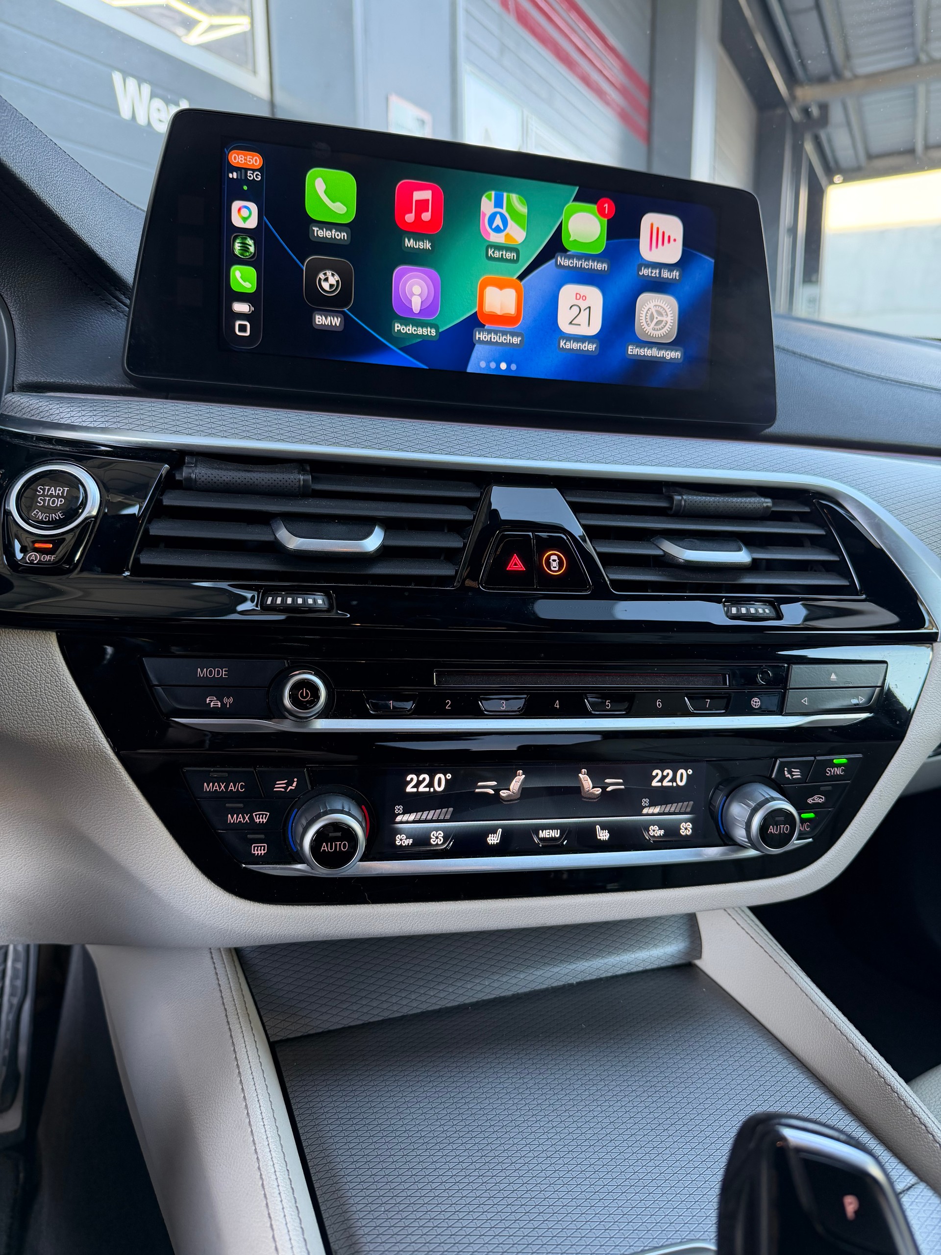 BMW Serie 5 G30 M550i xDrive-image-8