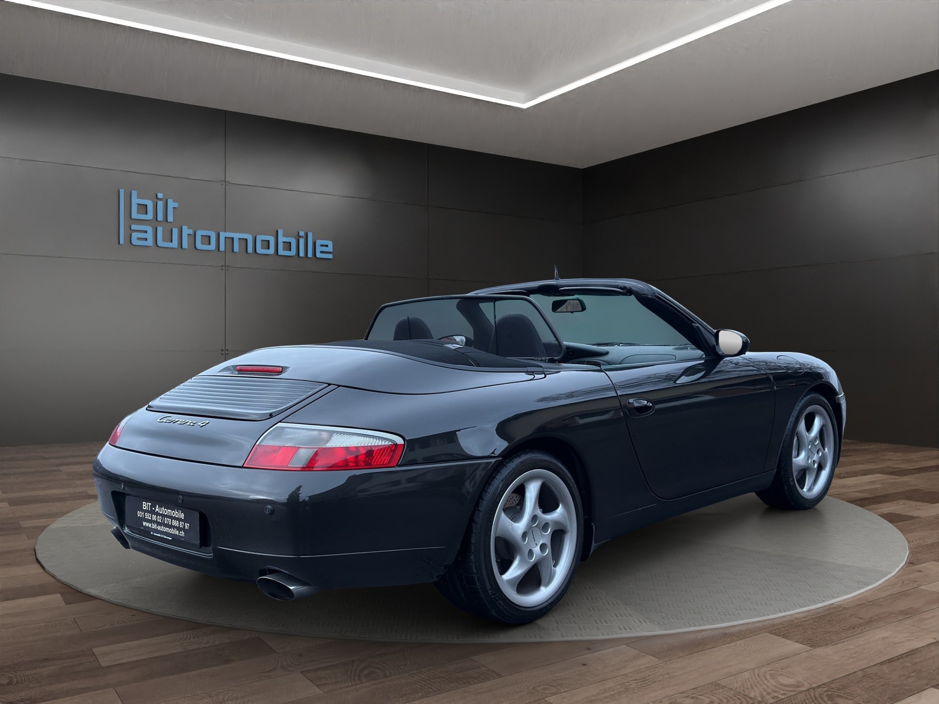 PORSCHE 911 Carrera 4 Cabrio-image-5