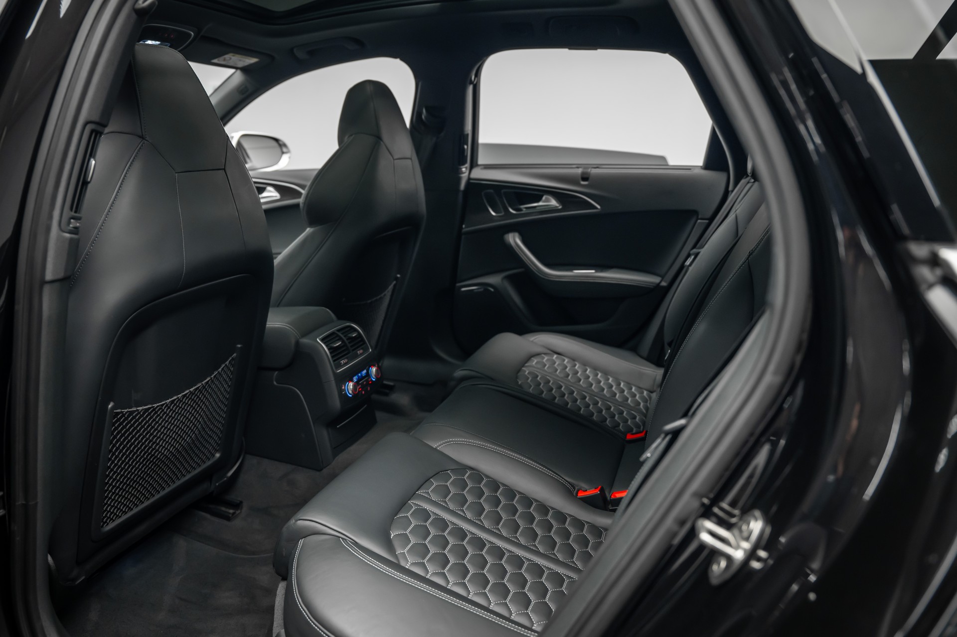 AUDI * RS6 AVANT * SEHR GEPFLEGT * LEASING AB 443.- *-image-12